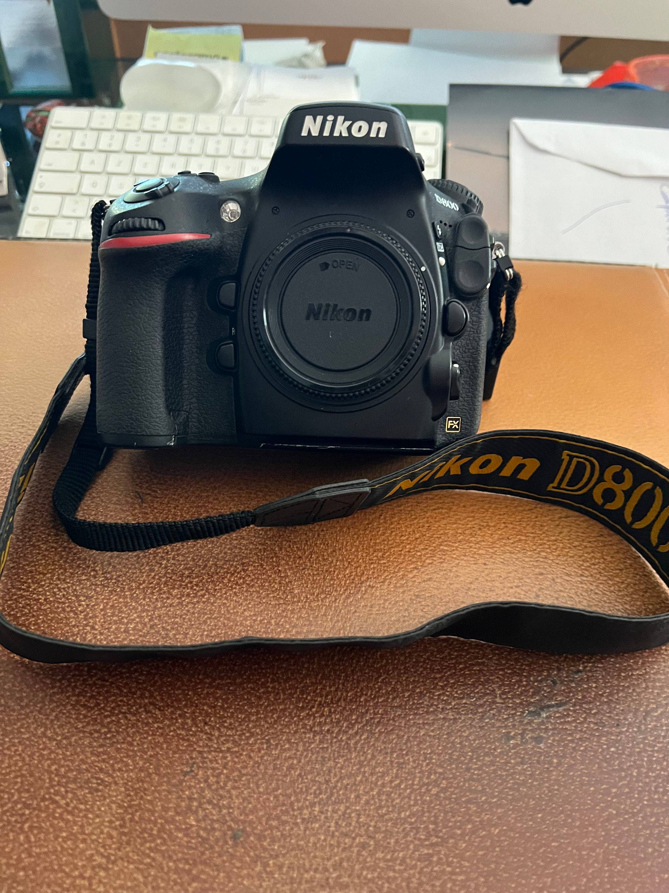 Vends ensemble de matériel photo Nikon en excellent état