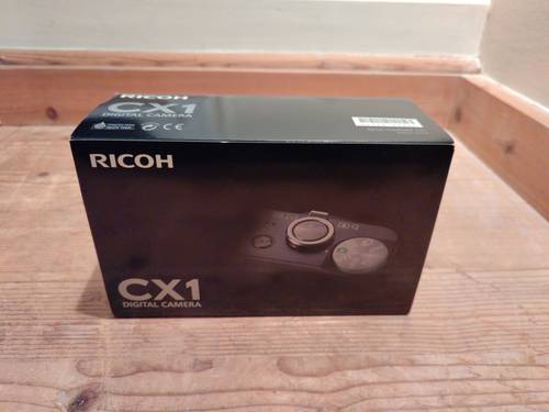 Vends appareil photo numérique Ricoh CX1 (noir)