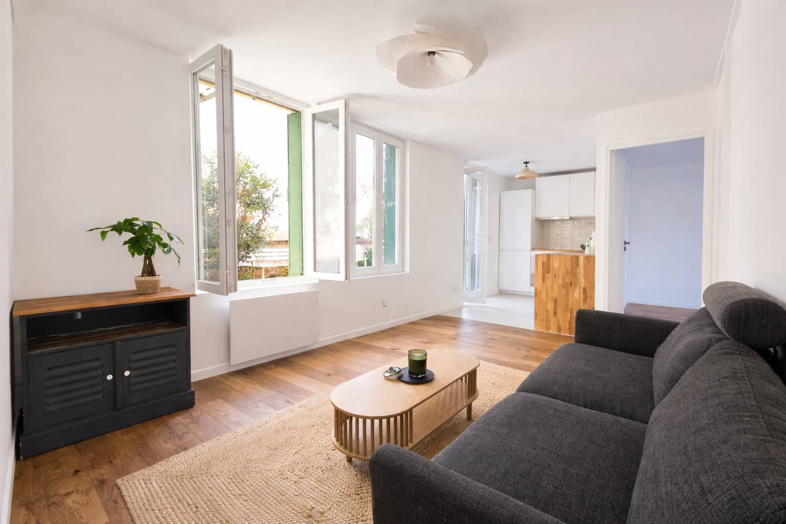 Appartement T3 meublé & rénové à neuf comme une maison avec jardin privatif