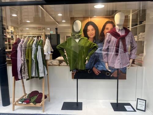 Recrute conseiller de vente à mi-temps en CDI - Paris 16ème