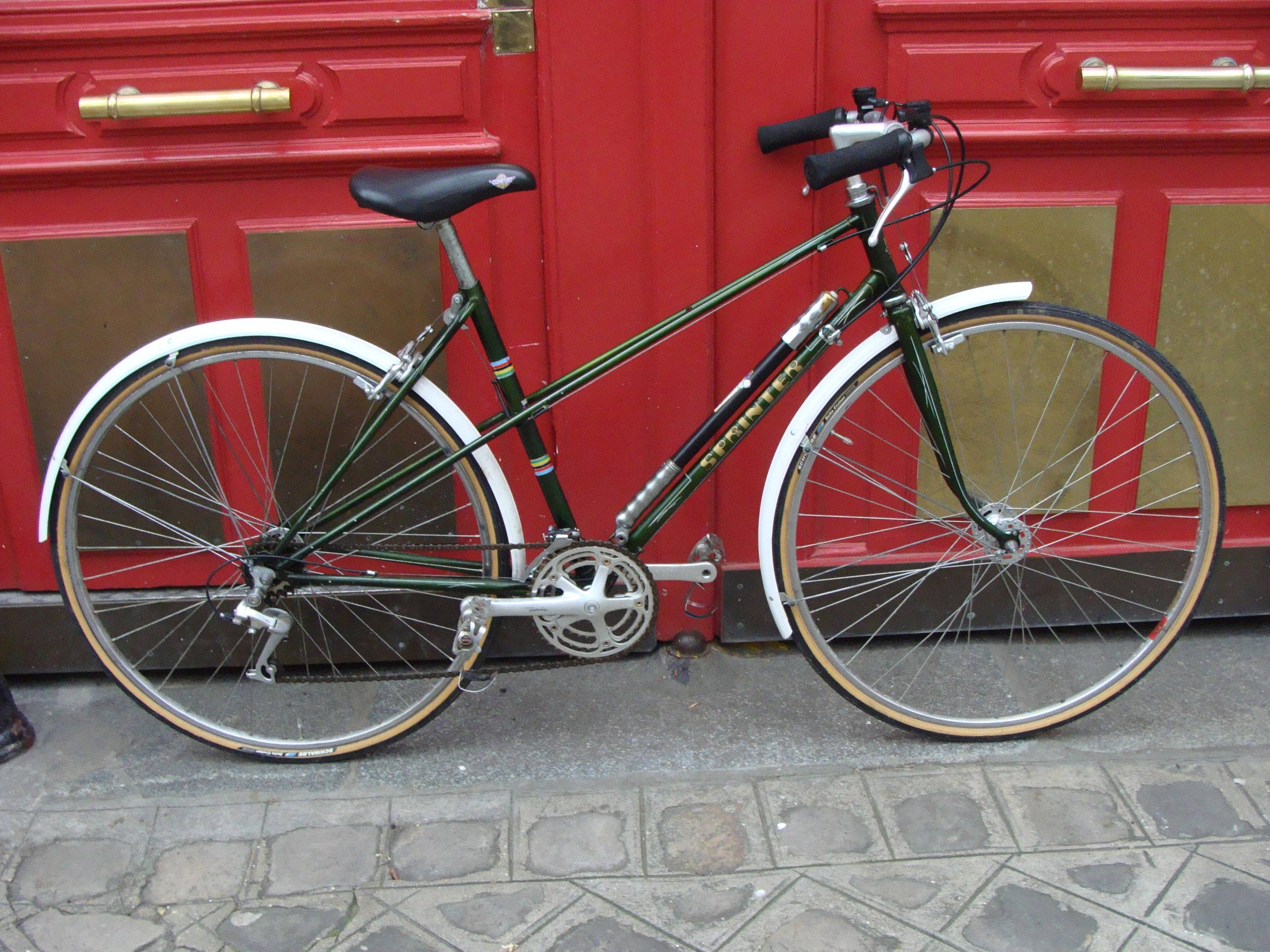 Vends vélo de course femme full acier Durifort Sprinter Record taille S 48 700 x 28 C 10 kilos 1982 pédalier