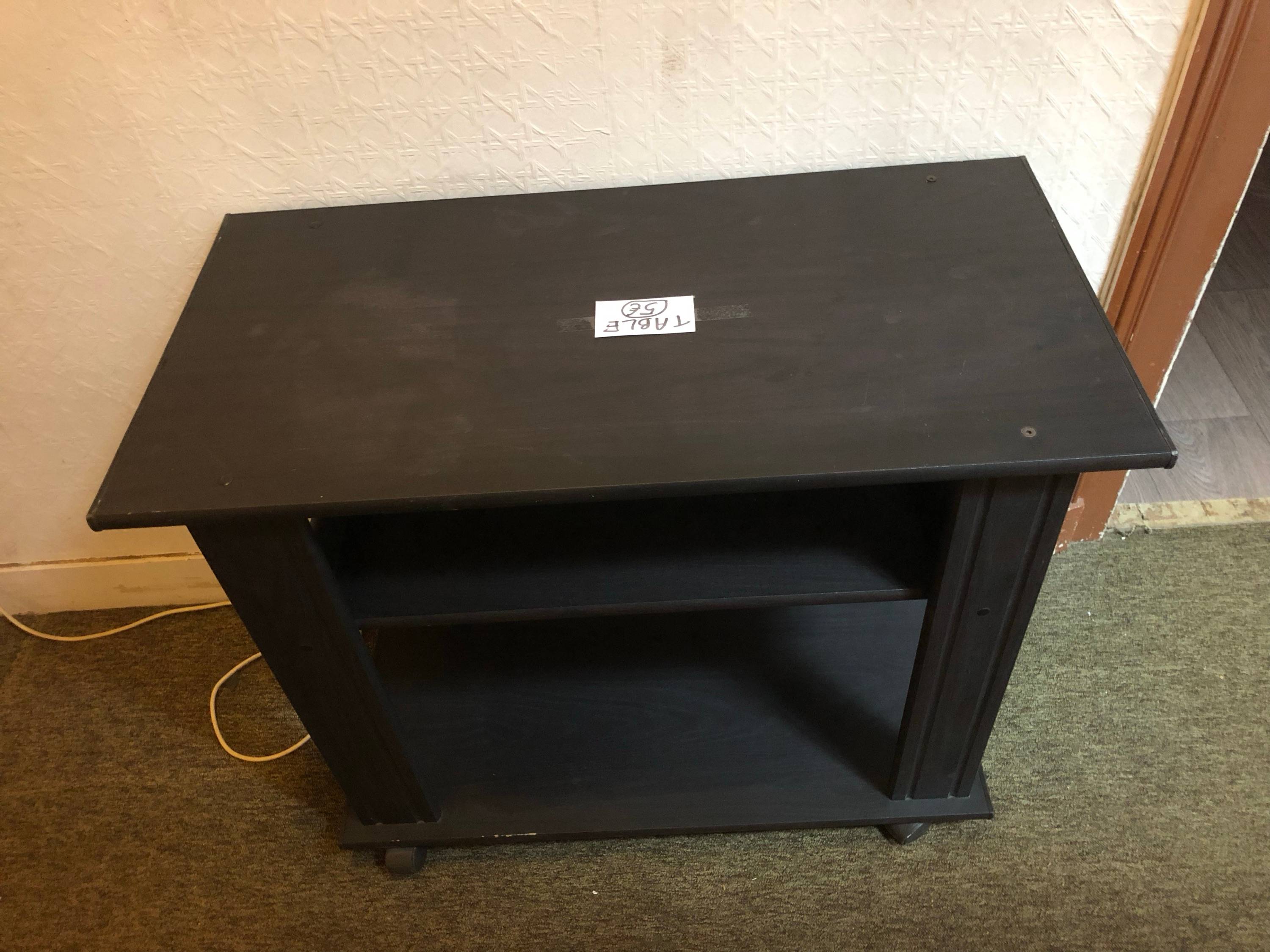 Vends Petit Meuble Bois / Meuble TV / Table D’Appoint À Roulettes
