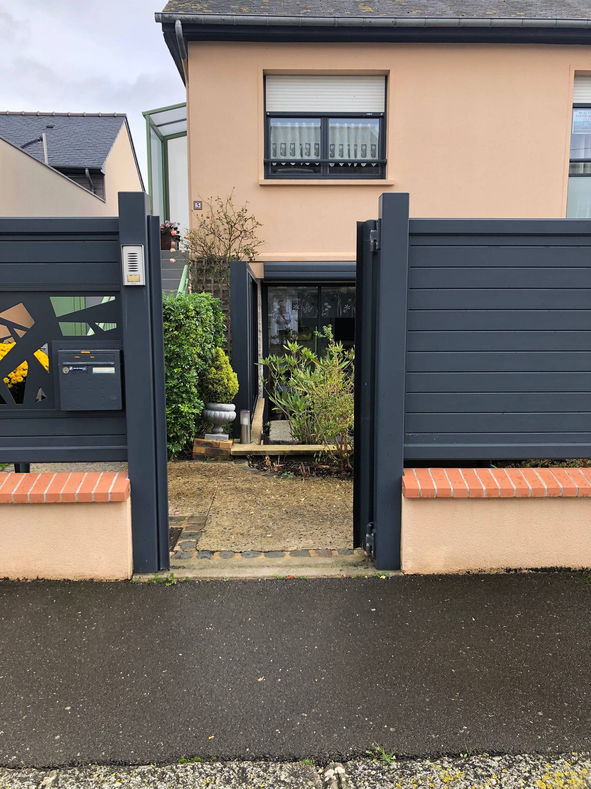 Loue appartement à l’étage à 150m de la grande plage - 4 couchages - Saint-Malo