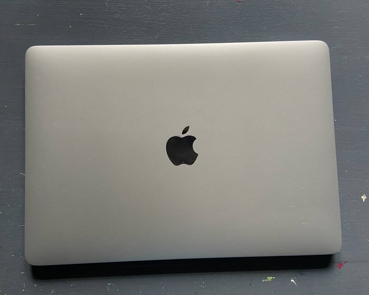 Vends MacBook Pro 13" (2020)