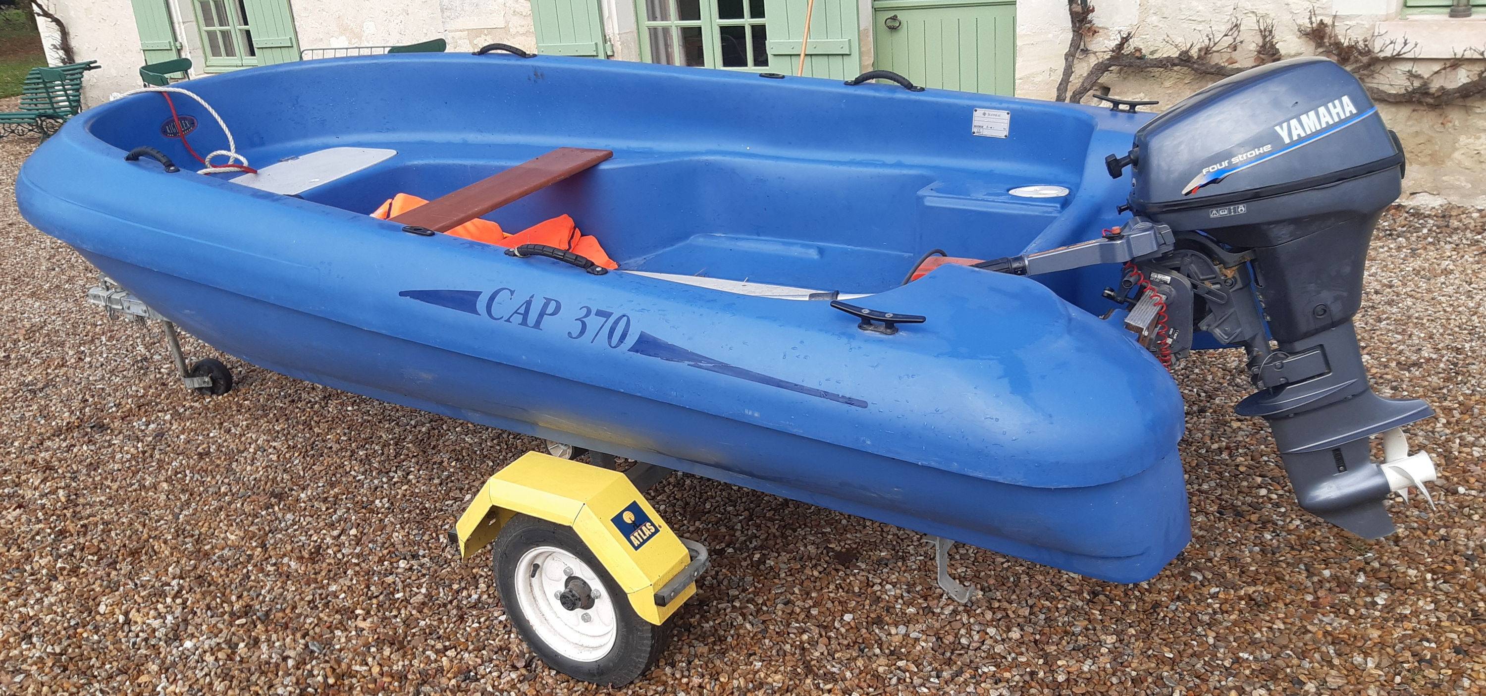Vends bateau Regiflex CAP 370 Moteur Yamaha 6 CV 4T Remorque Atlas