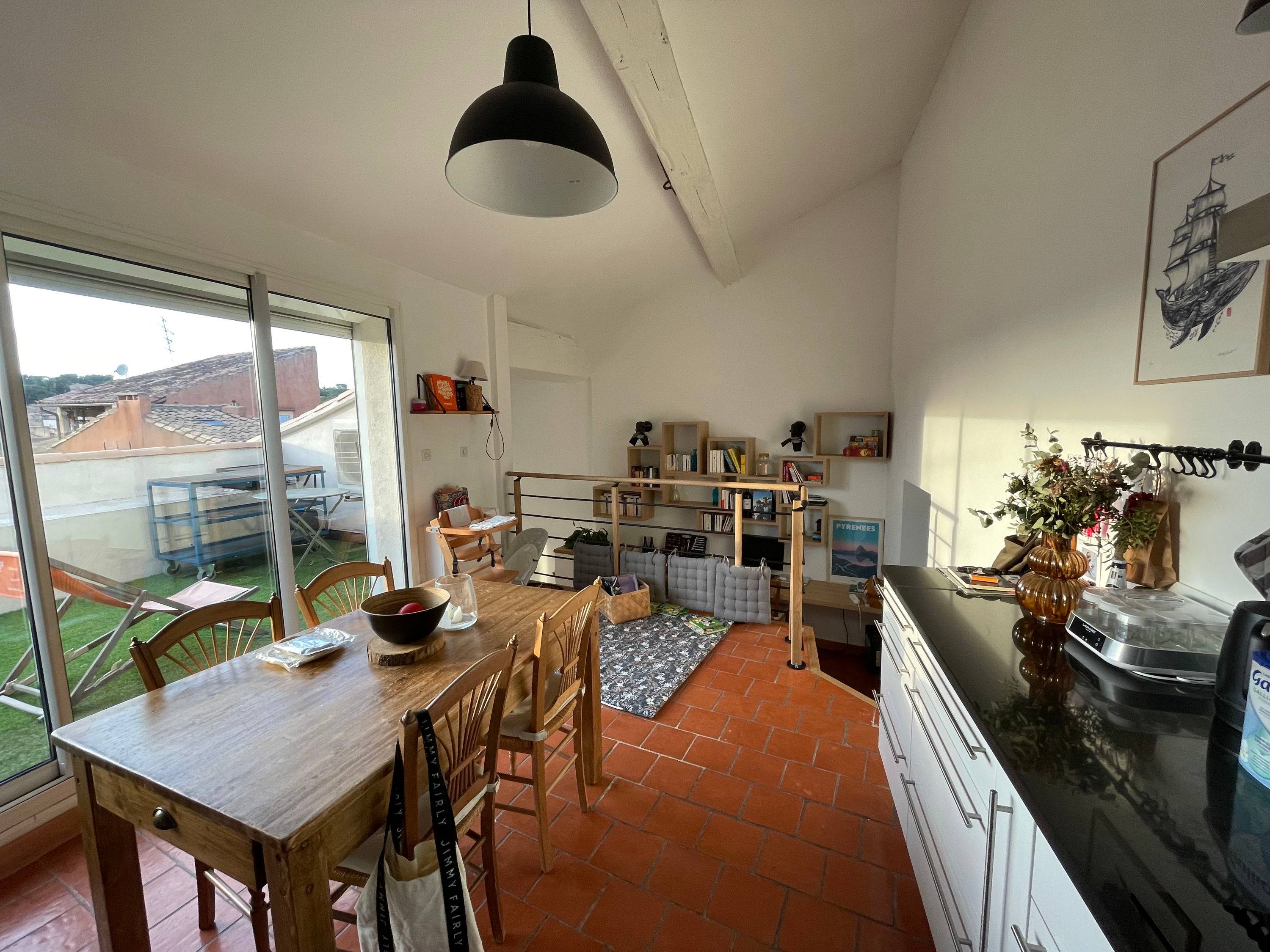 Loue appartement - 90m² - Nîmes