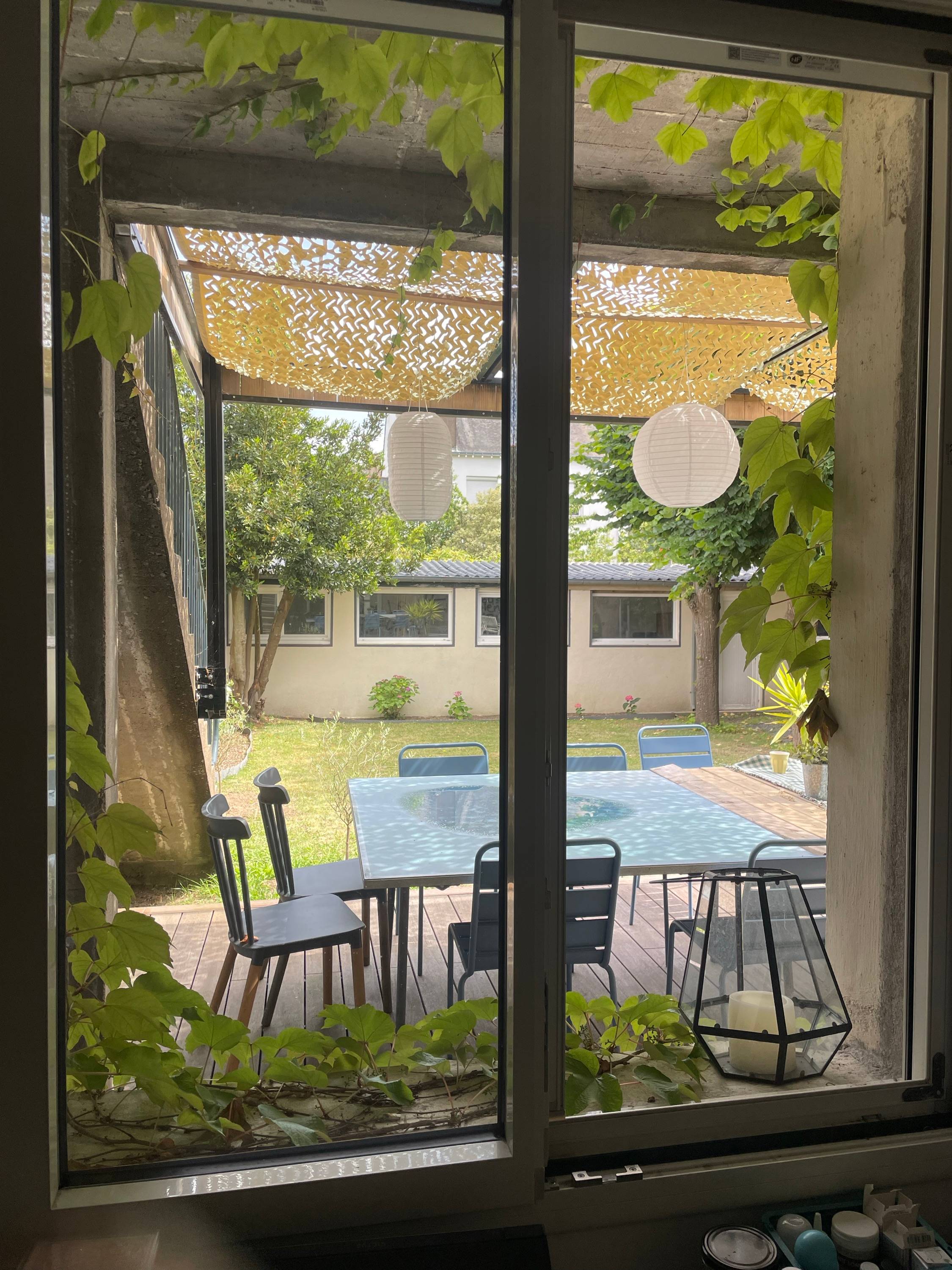 Loue chambre meublée - 12m² - Saint-Nazaire (à liberer le we idealement)