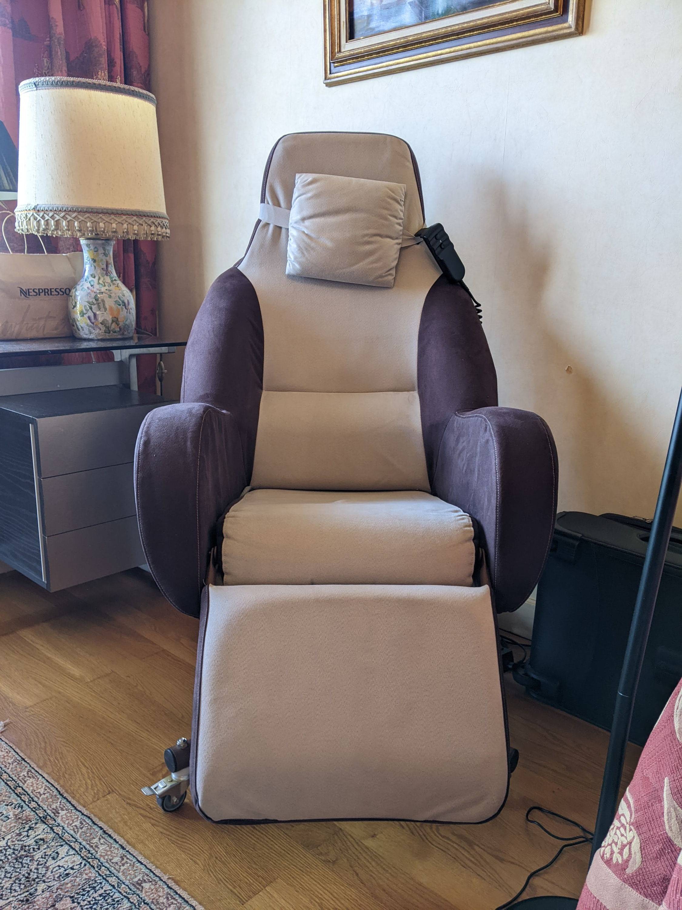 Vends fauteuil électrique à roulettes en excellent état