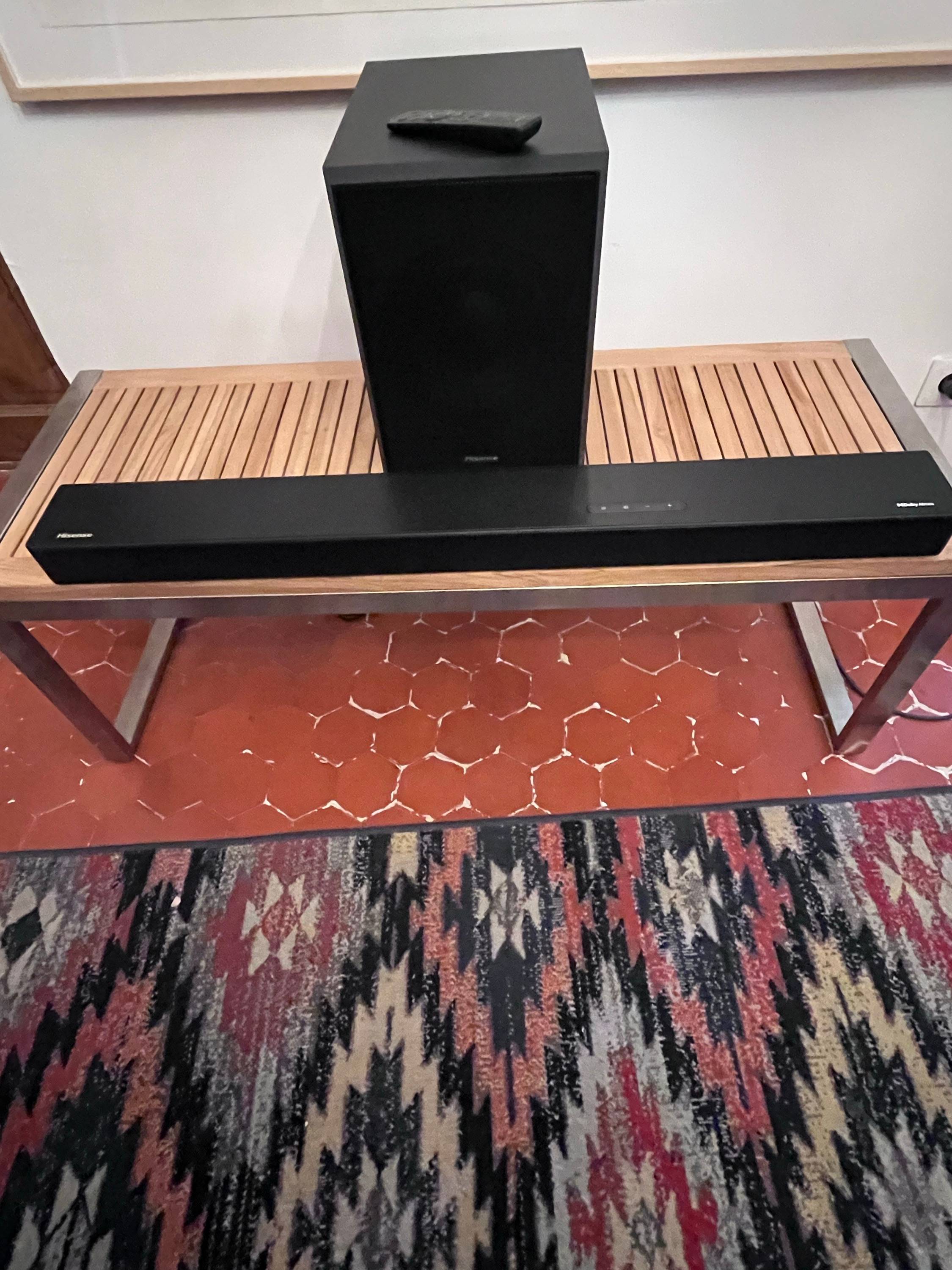 Vends barre de son Hisense U3120G