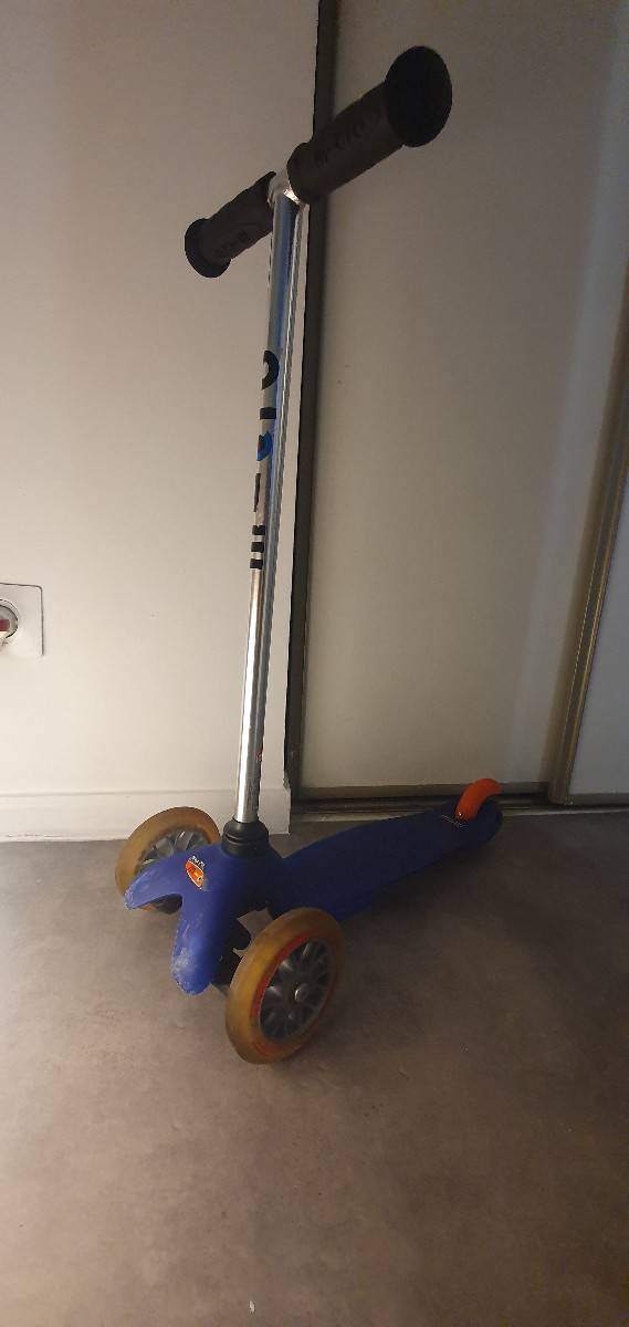 Vends Trotinette enfant