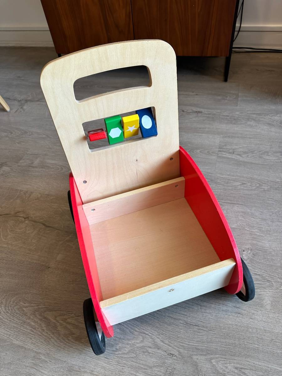 Vends trotteur oxybul