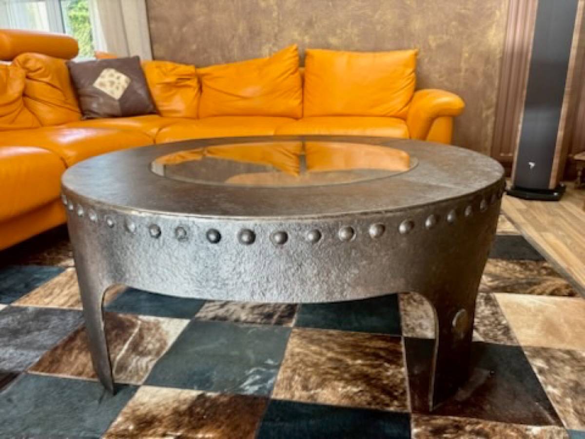 Vends table basse style industriel en très bon état