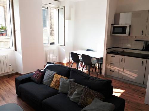 Loue T2 meublé 37m² à Bordeaux Coeur des Chartrons