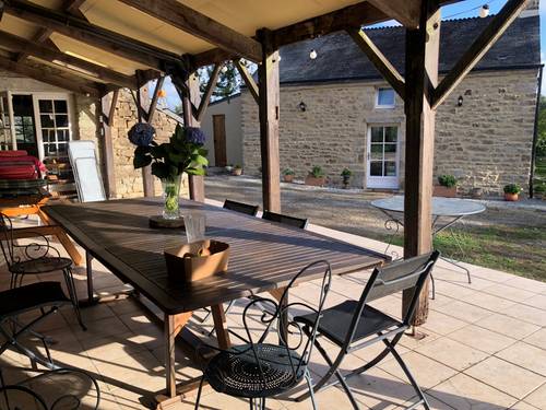 Loue maison bretonne avec piscine et tennis sur place - 17 couchages