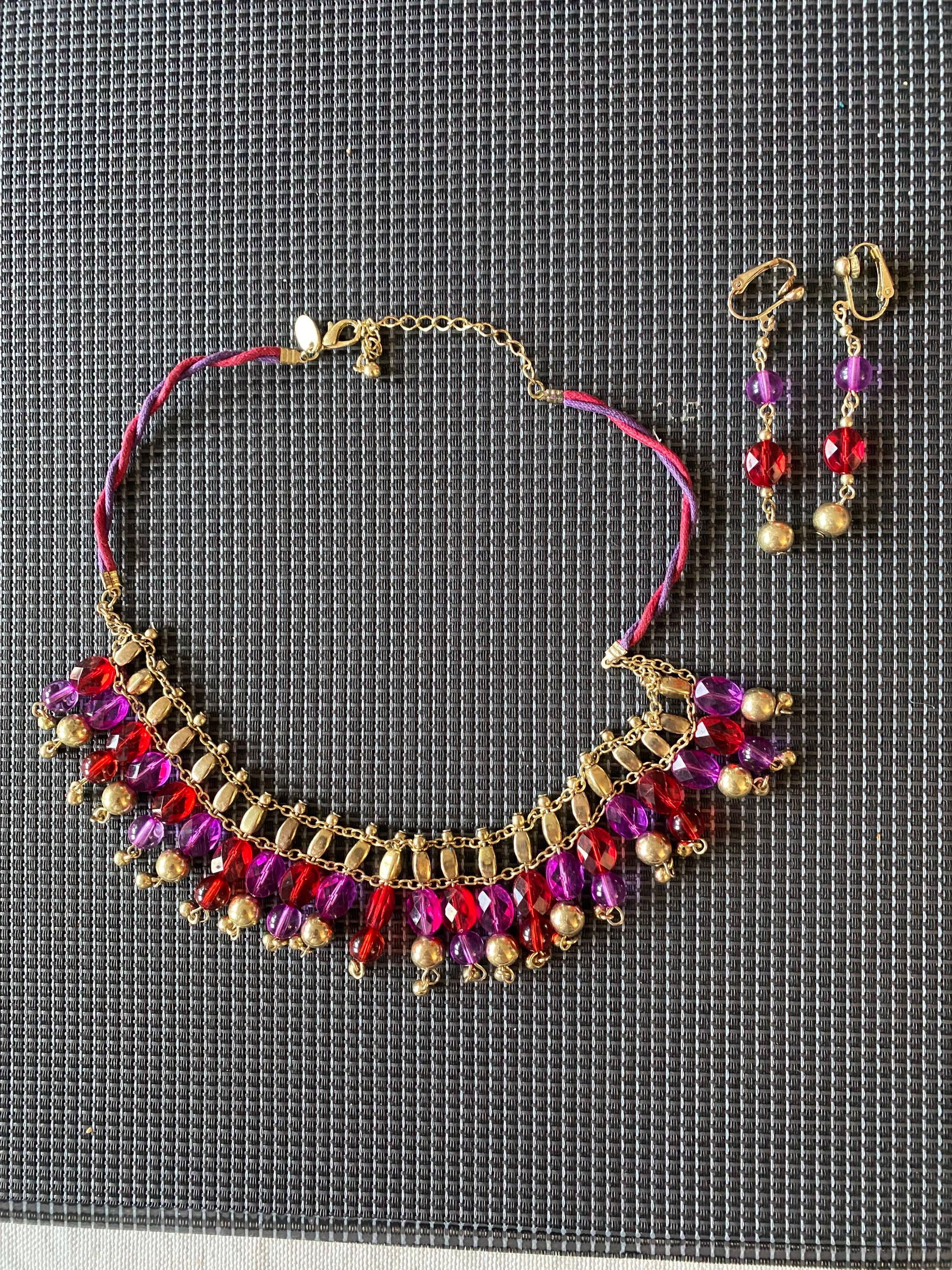 Vends Collier fantaisie pampilles et boucles d’oreilles