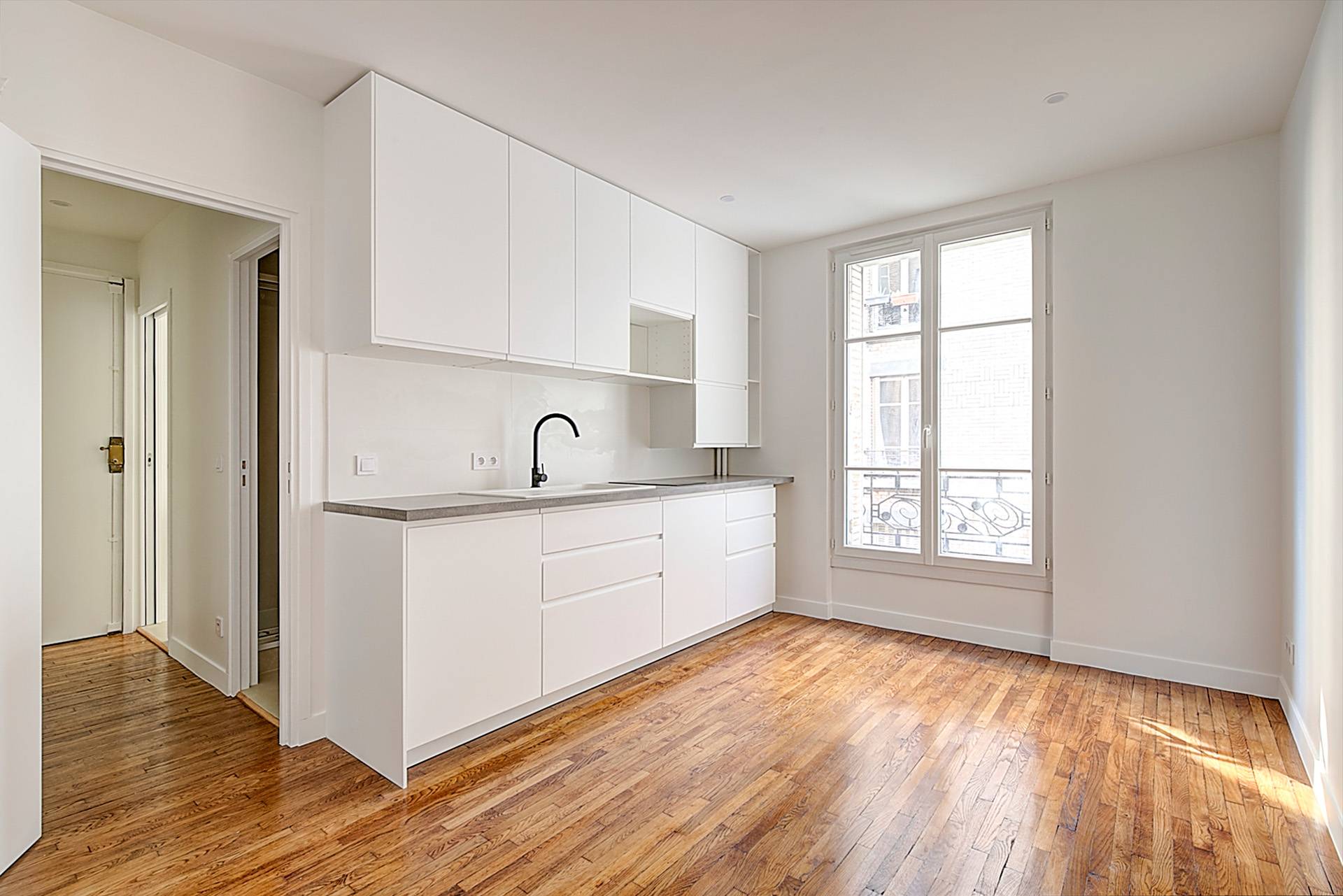 Rue Duhesme Paris 18 superbe 2 pièces entièrement rénové de 22.45m² !
