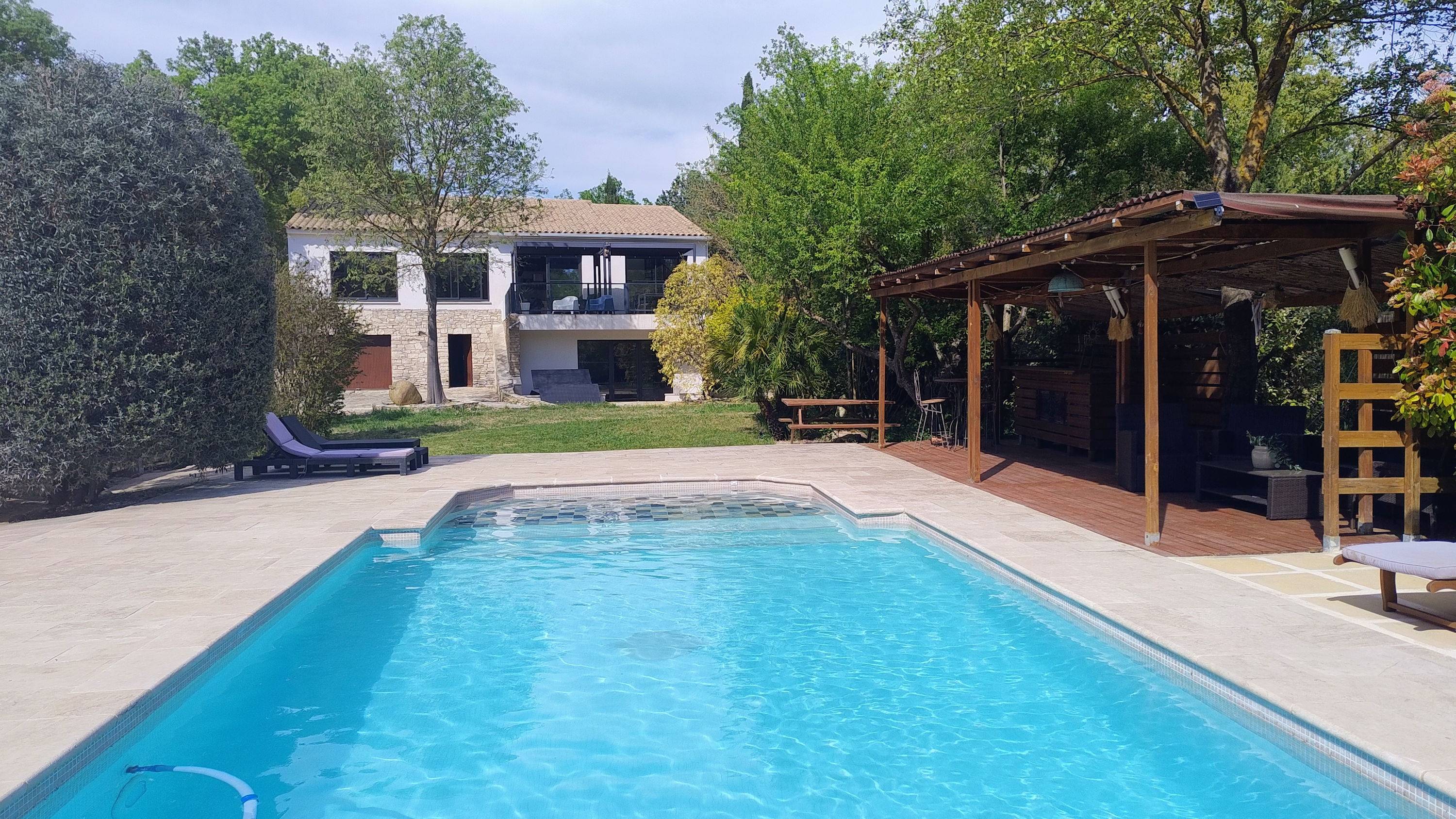 Loue villa standing au naturel sur Aix-en-Provence - 8 couchages