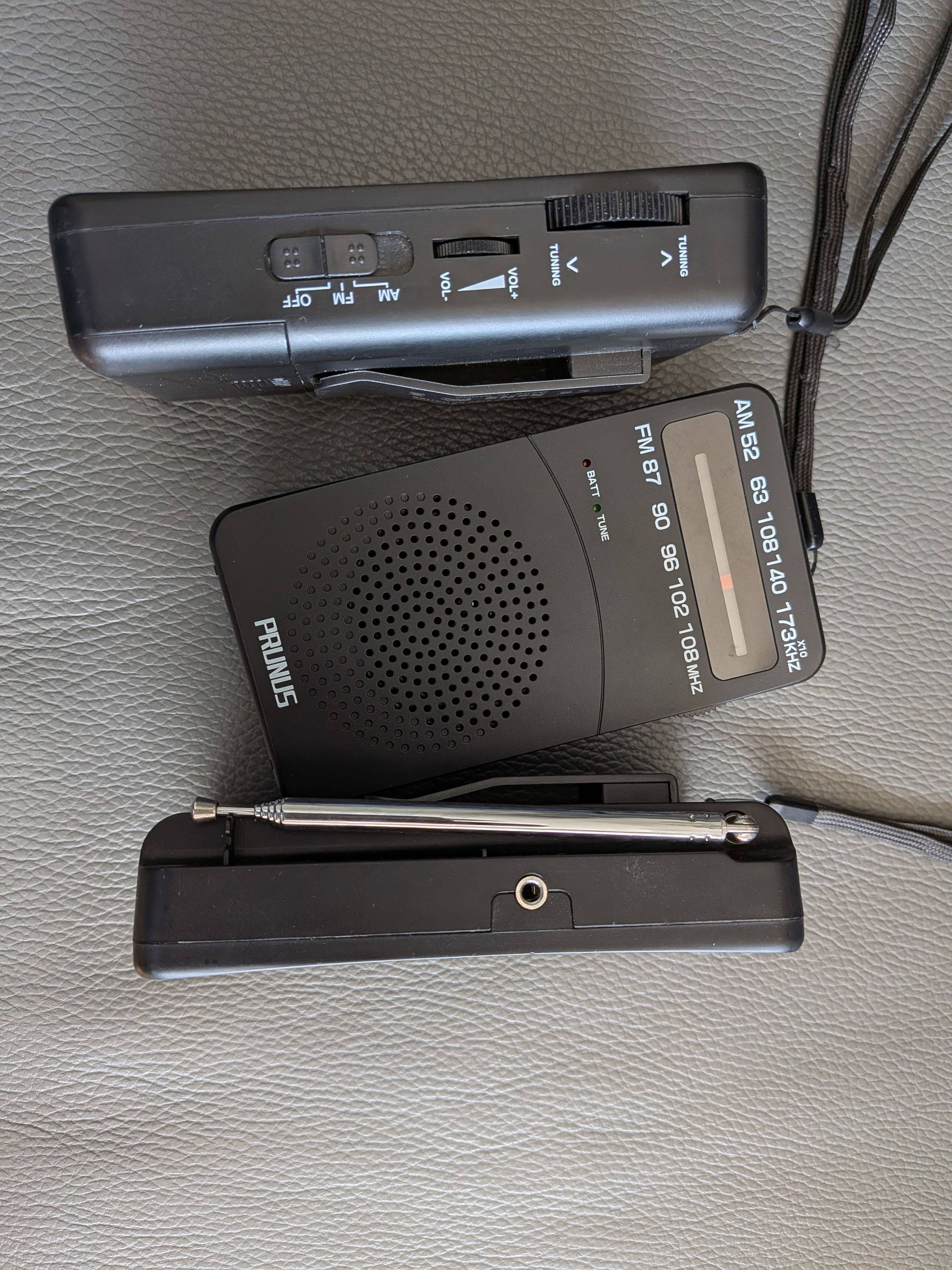 Vends radio portable, Prunus