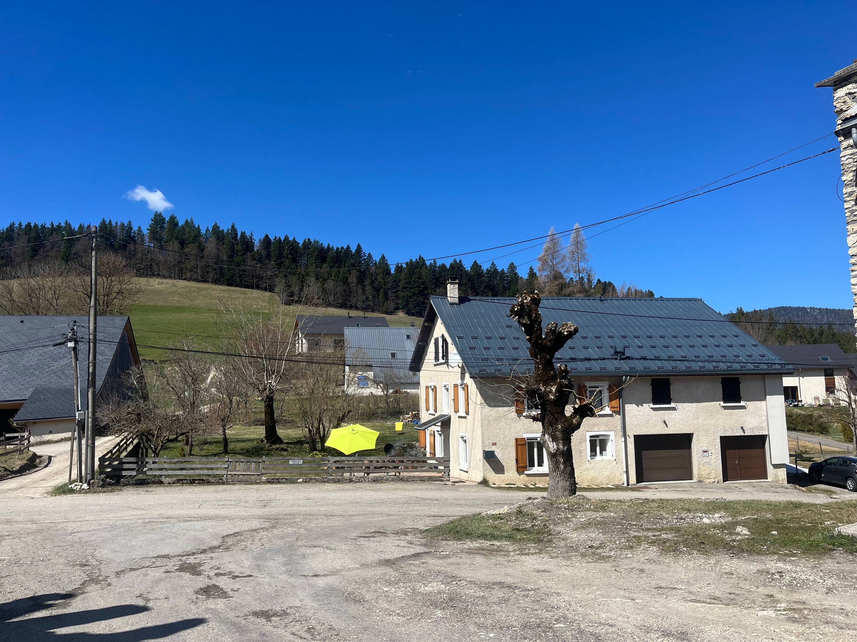 Loue maison composée de 2 logements mitoyens - 8 couchages