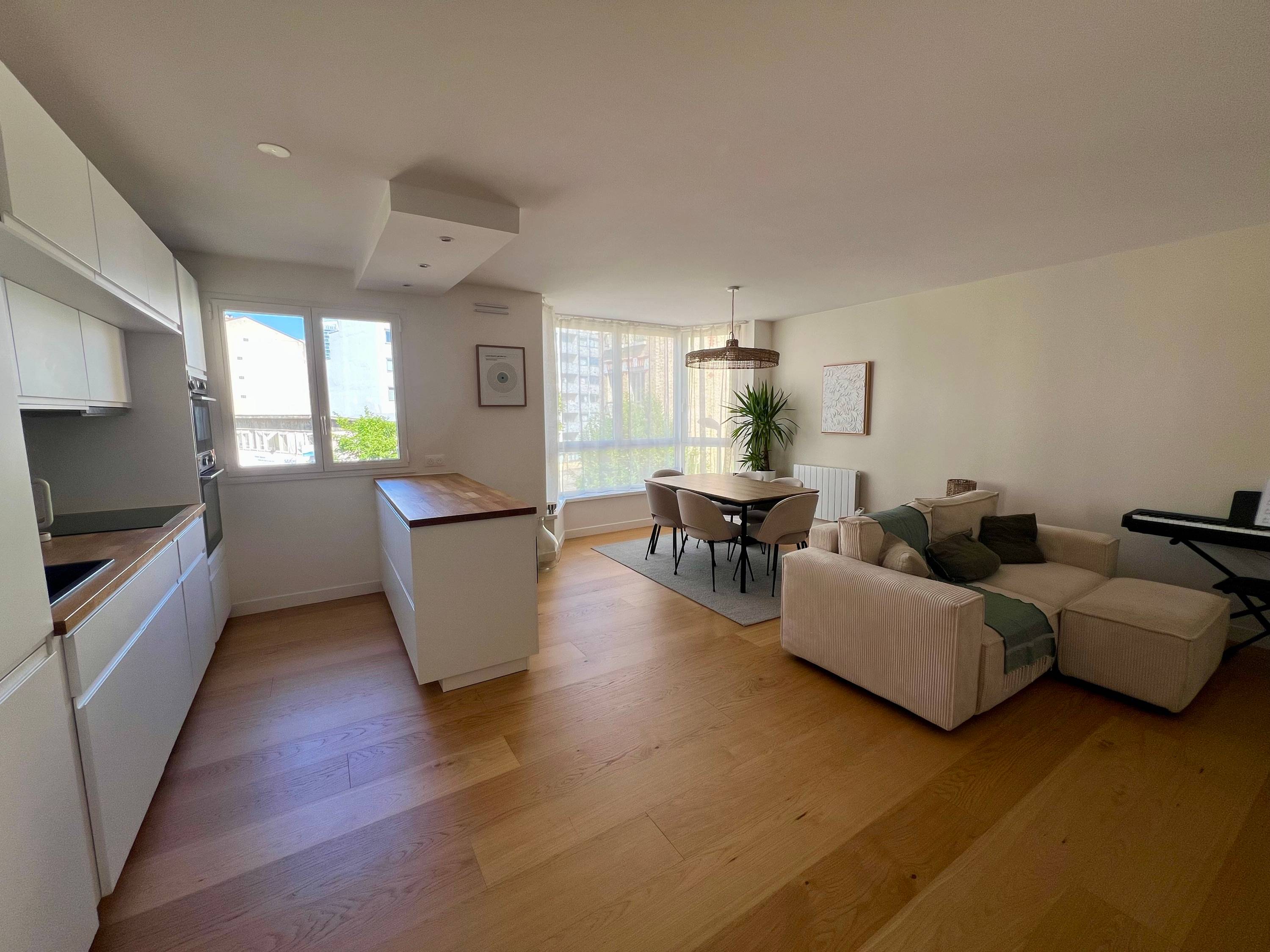 Vends appartement rénové - 52m² - Suresnes limite Puteaux