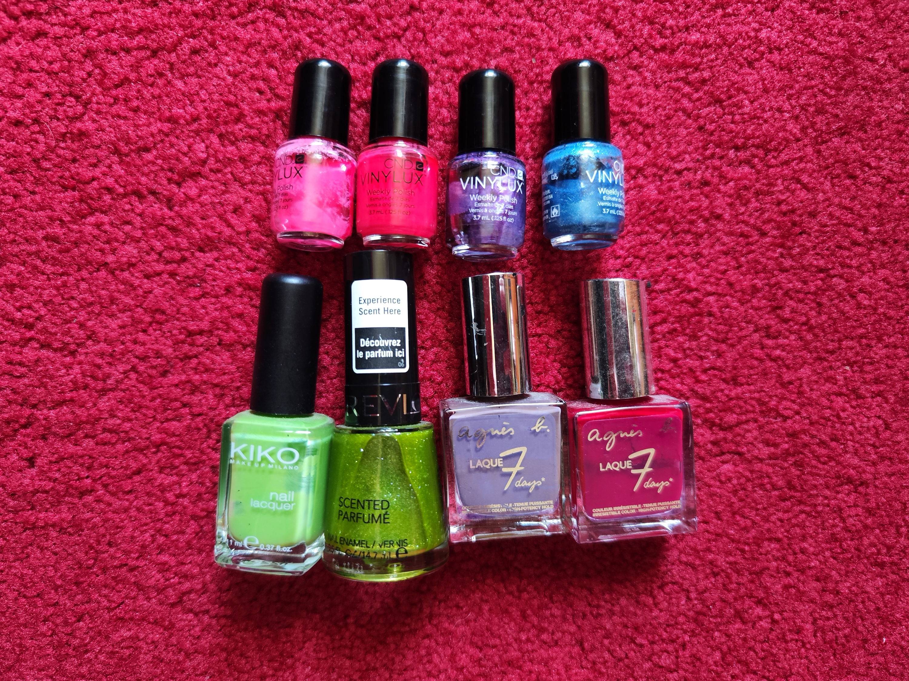 Lot de 8 vernis