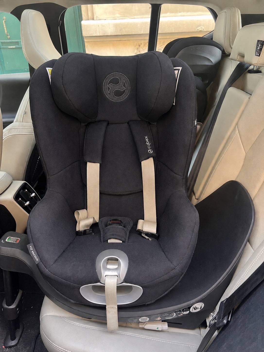 Vends siège auto Cybex Sirona Zi size plus et base Z isofix