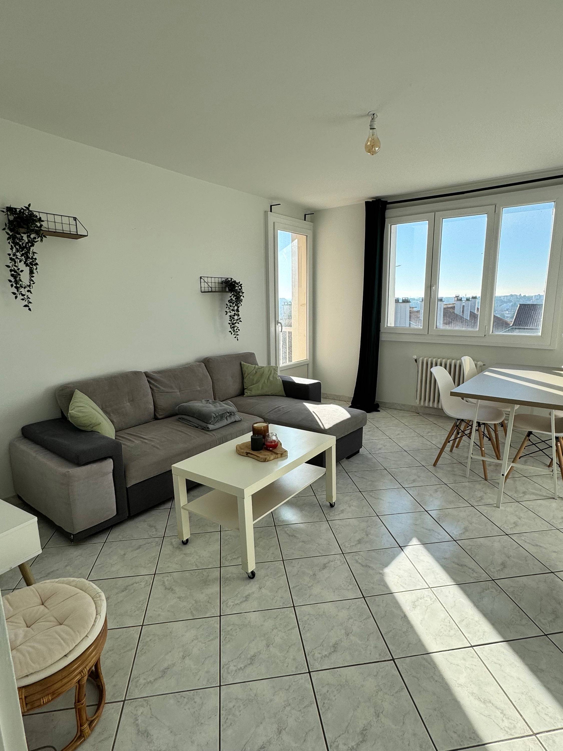 Loue appartement - 3 pièces - 2 chambres 65m² - Montpellier