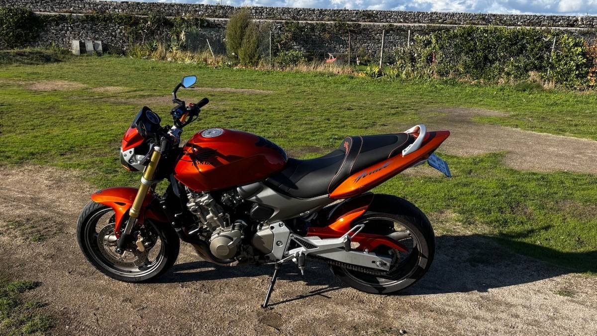 Vends Honda Hornet, 2006, 51300km