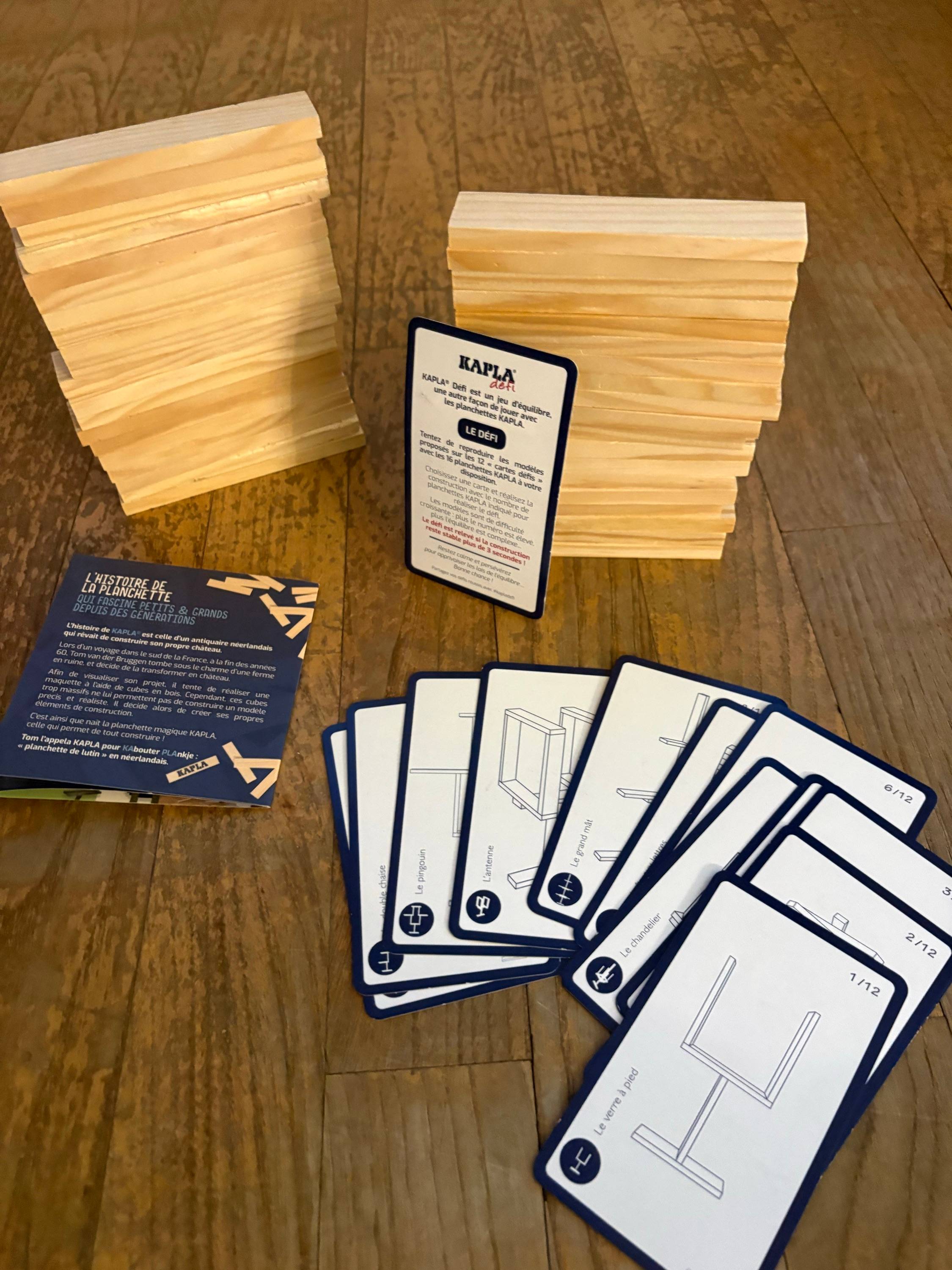 Vends 39 Kapla couleur pin - les carrés couleurs