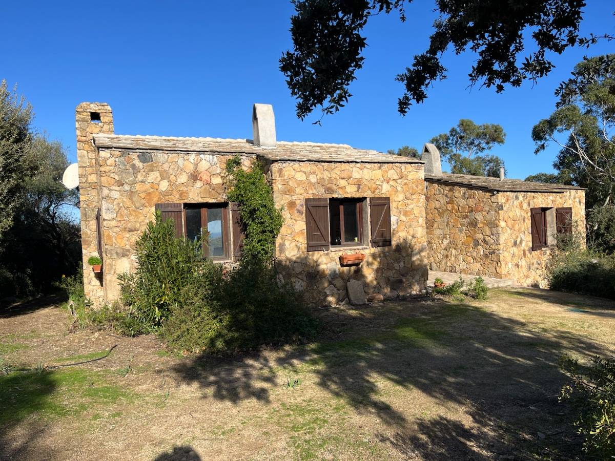 Loue villa de vacances à Lumio - 6 couchages