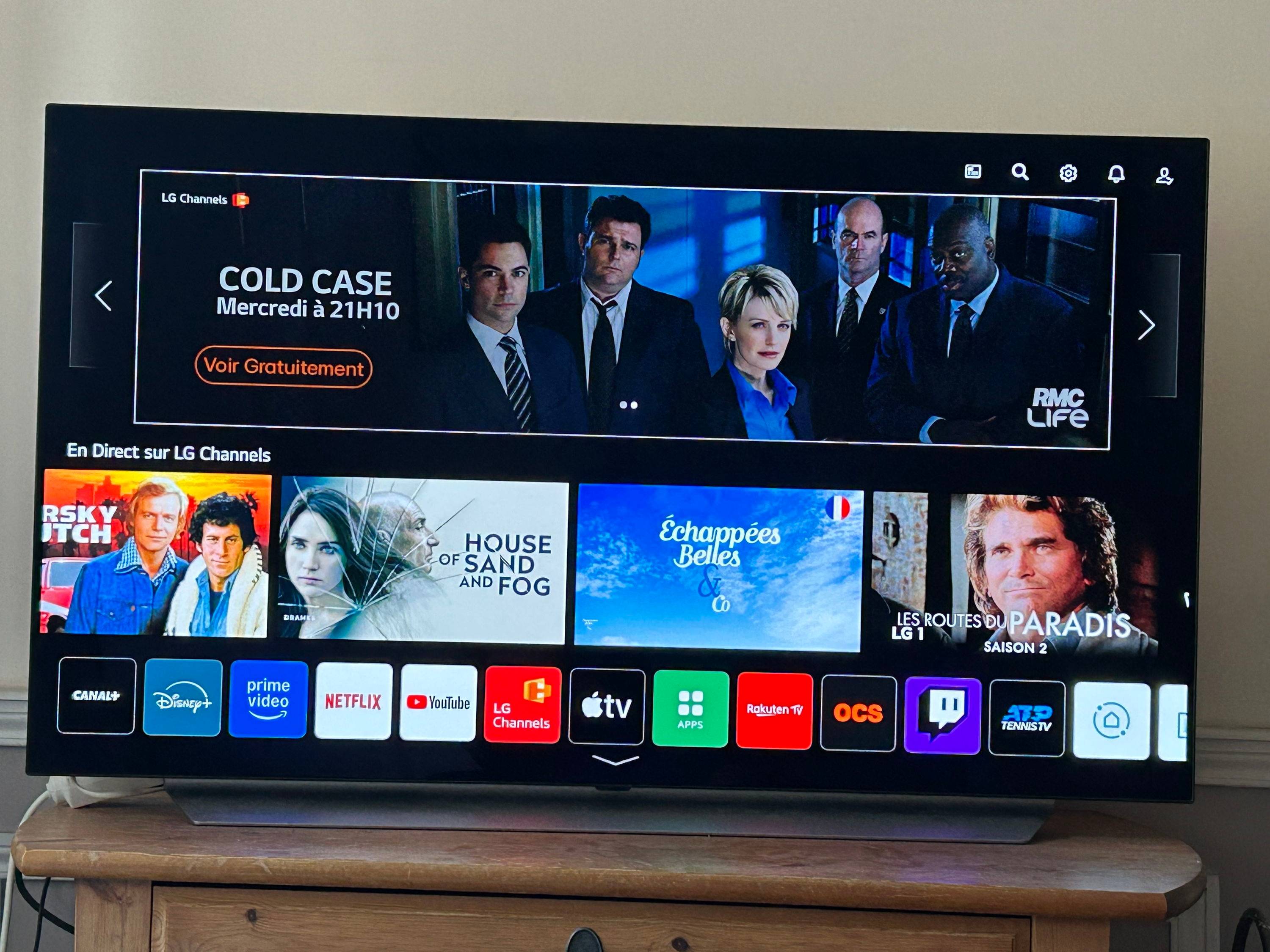 Vends télévision LG OLED48C1 4K