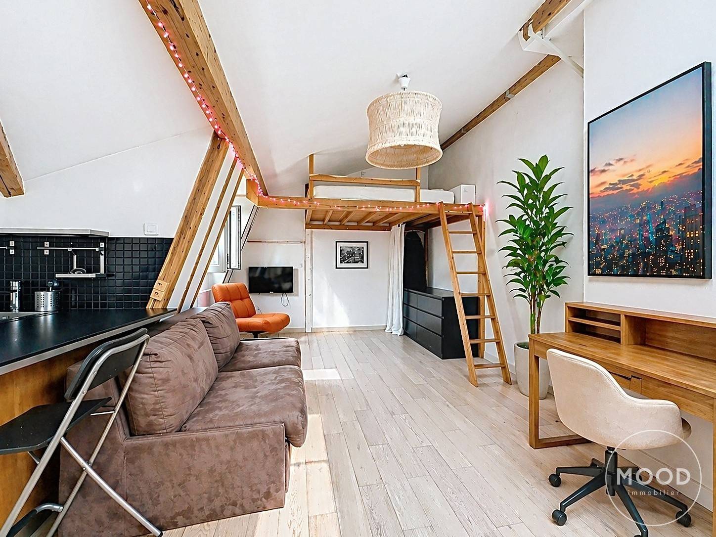 Vends appartement lumineux avec mezzanine - 26m² - Rue d’Aboukir