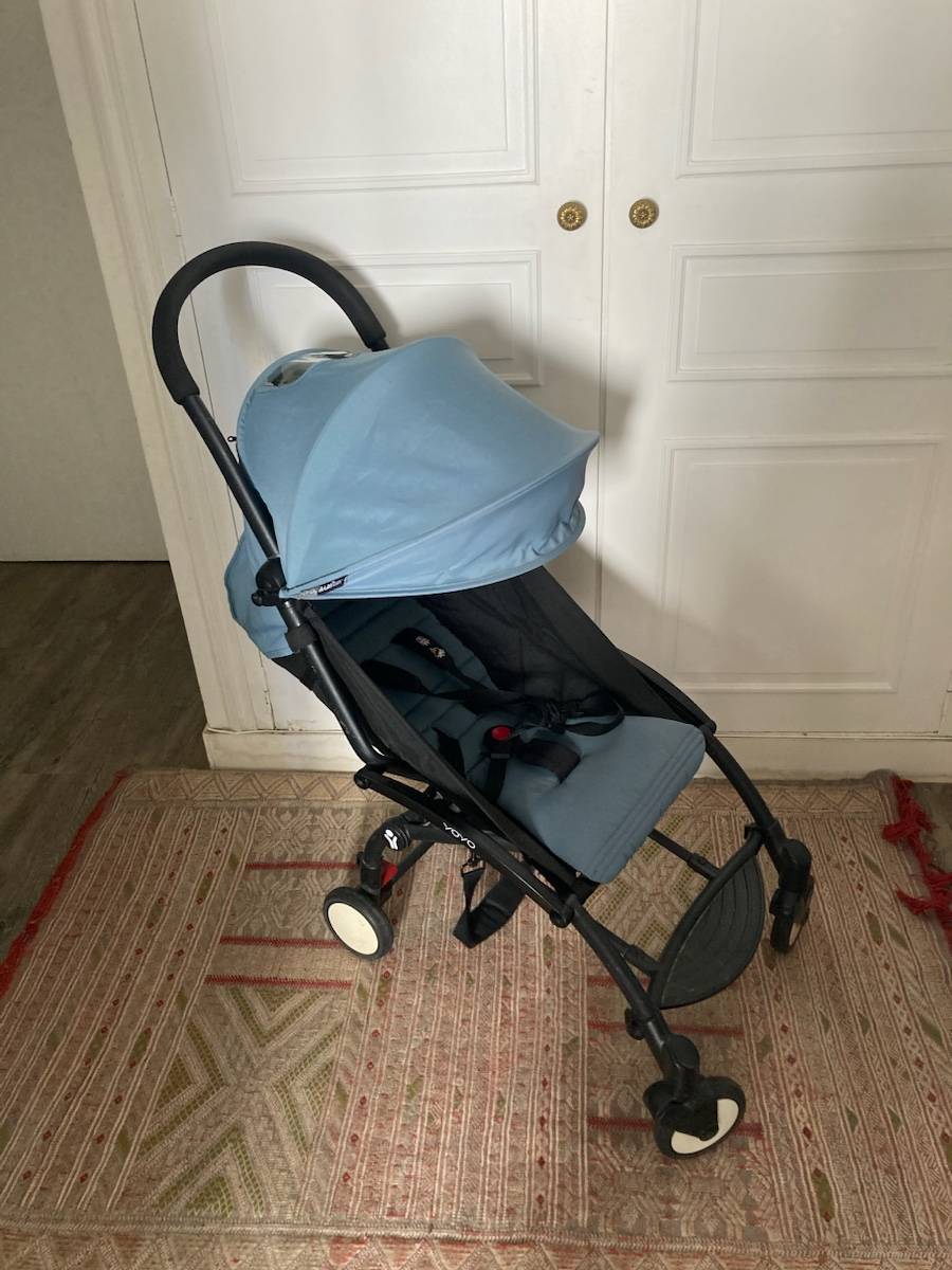 Vends poussette Yoyo complète
