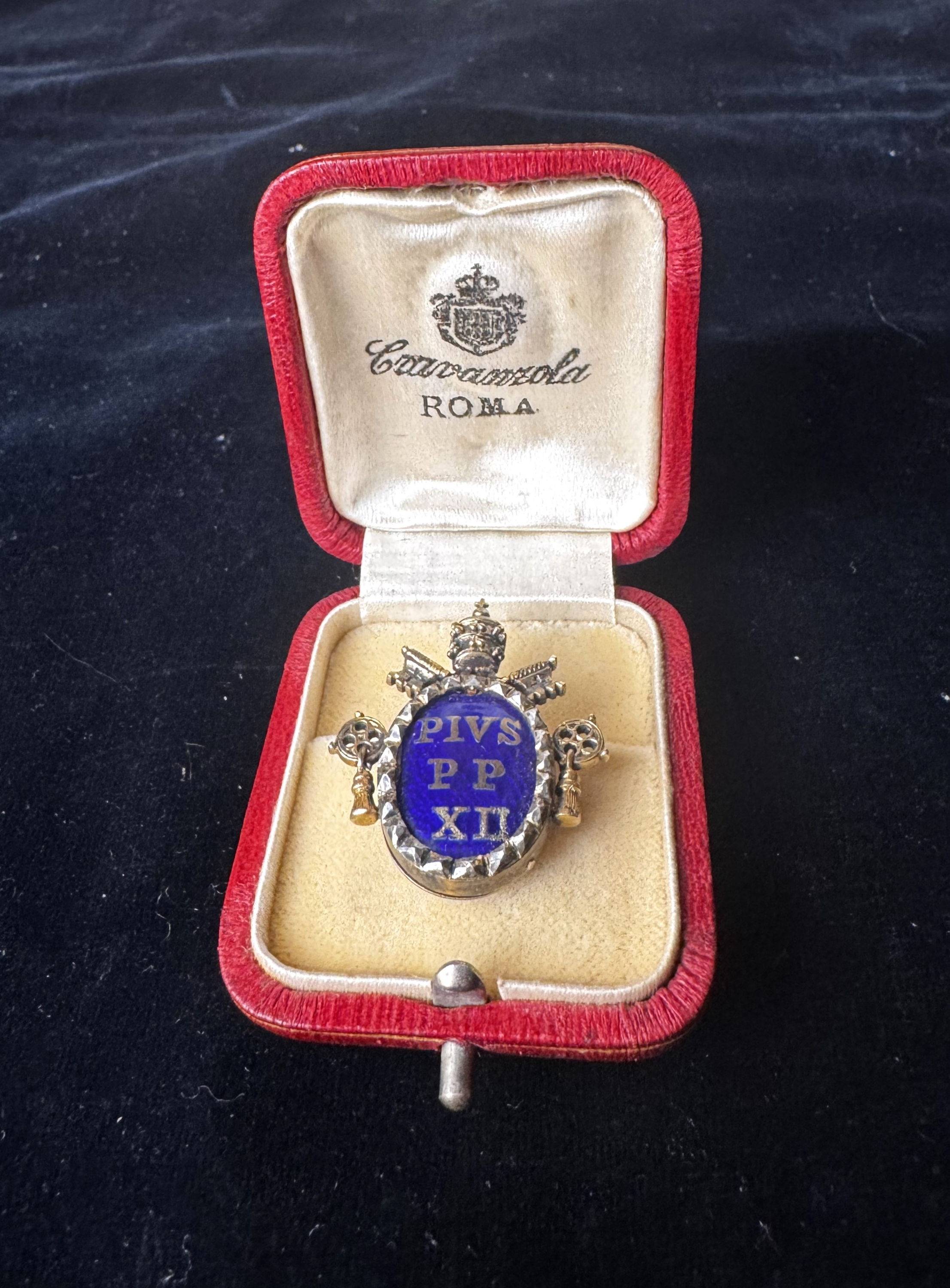Insigne de sainteté de camériers secrets - XXe