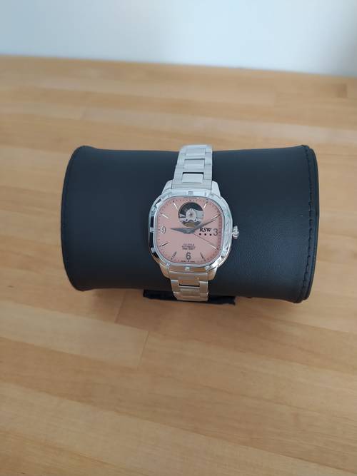 Montre automatique Suisse Diamants