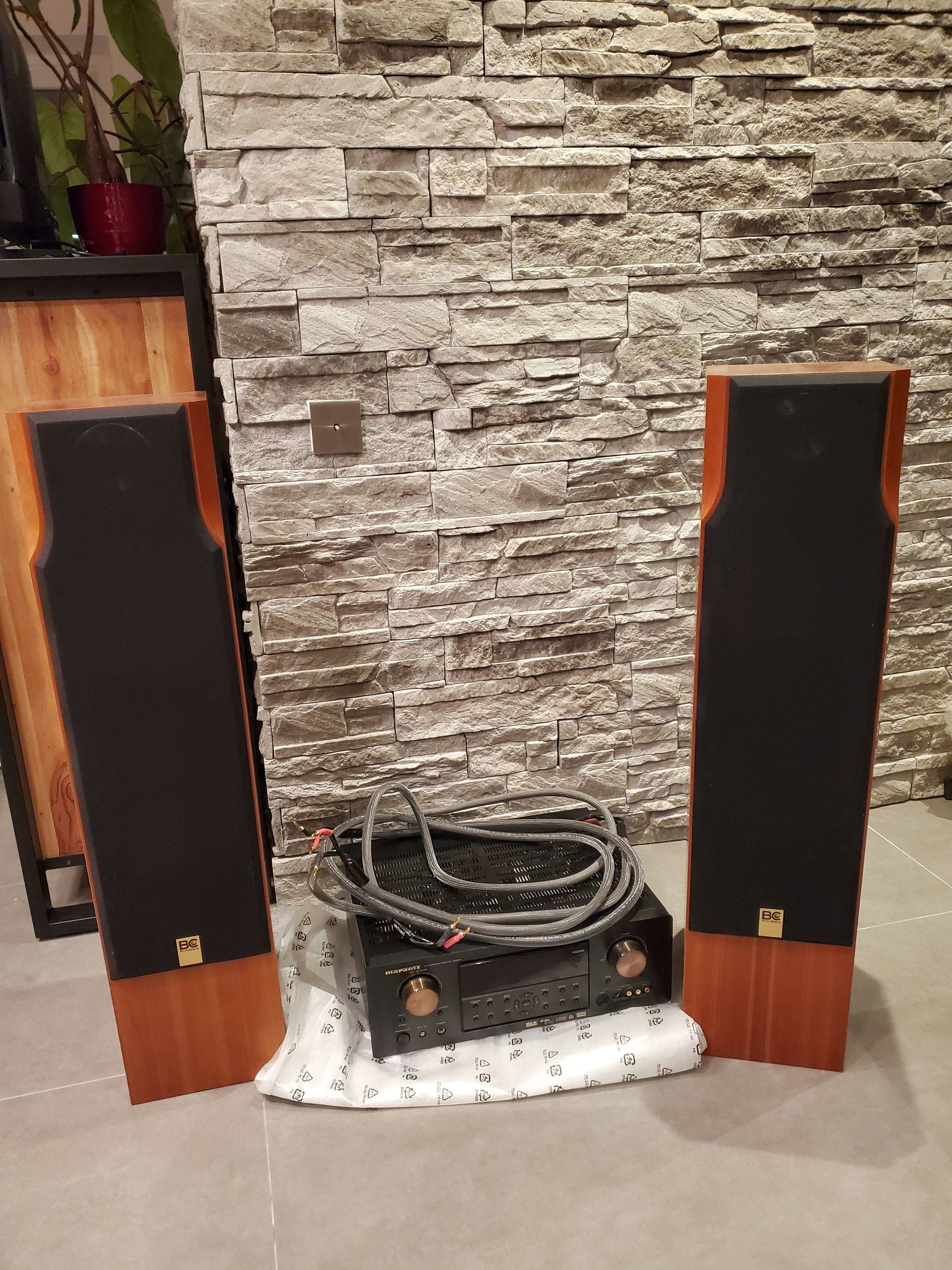 Amplificateur Hifi Marantz + 2 magnifiques Enceintes Haut Parleurs bois