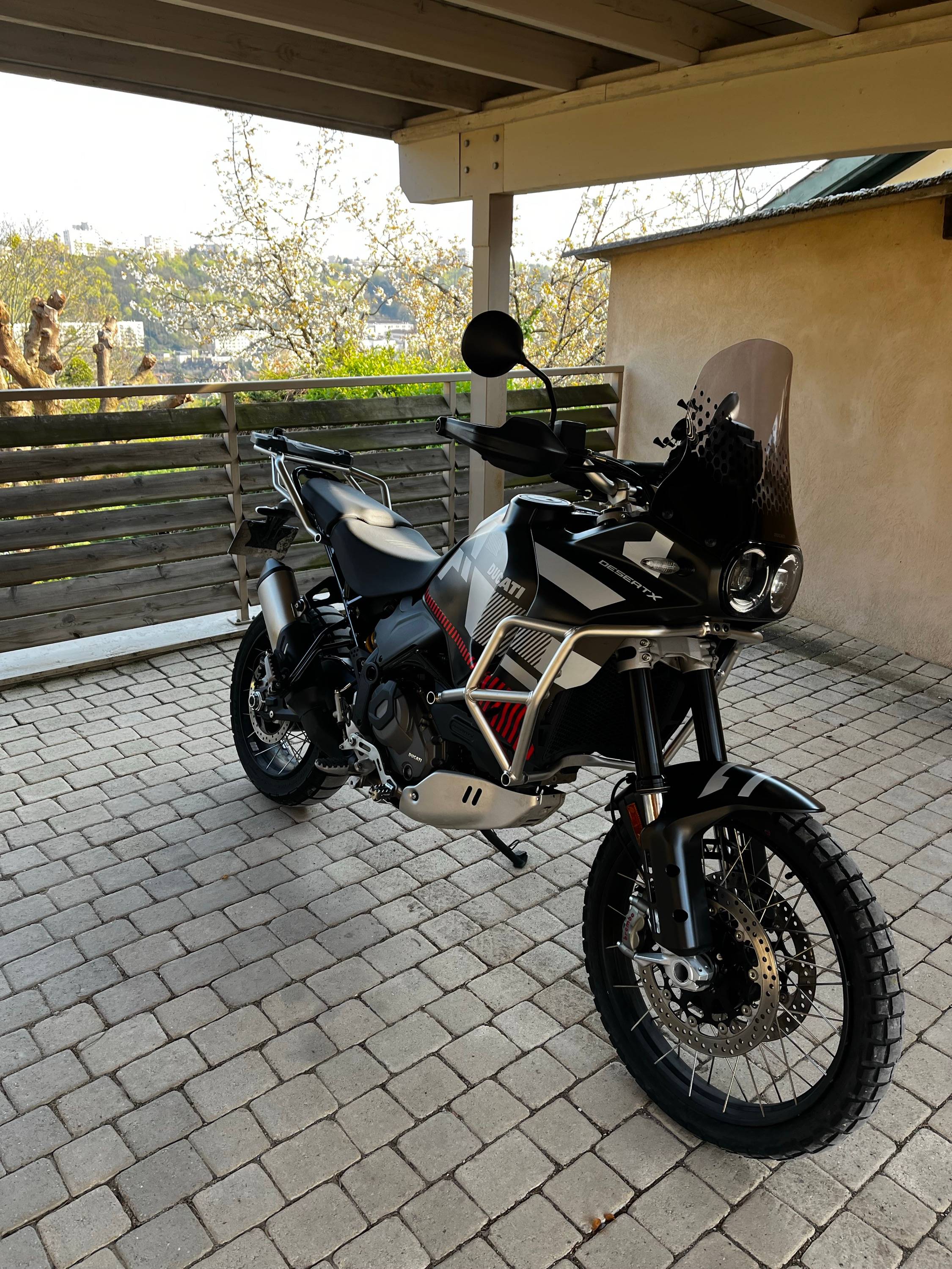 Vends moto Ducati Desert X, 2023, 13800km