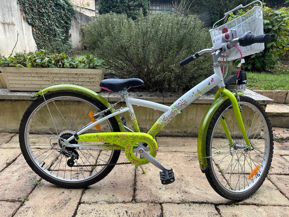 VÉLO ENFANT FILLE