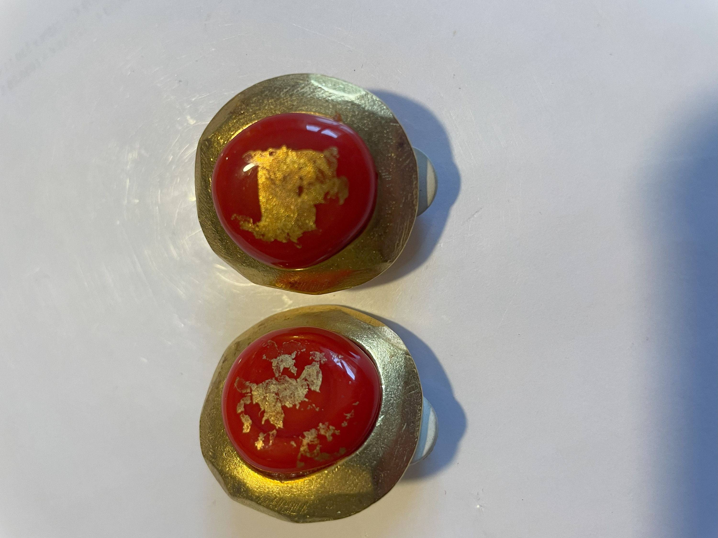 BO Clip dorée ronde Cabochon rouge doré ANTIGONA