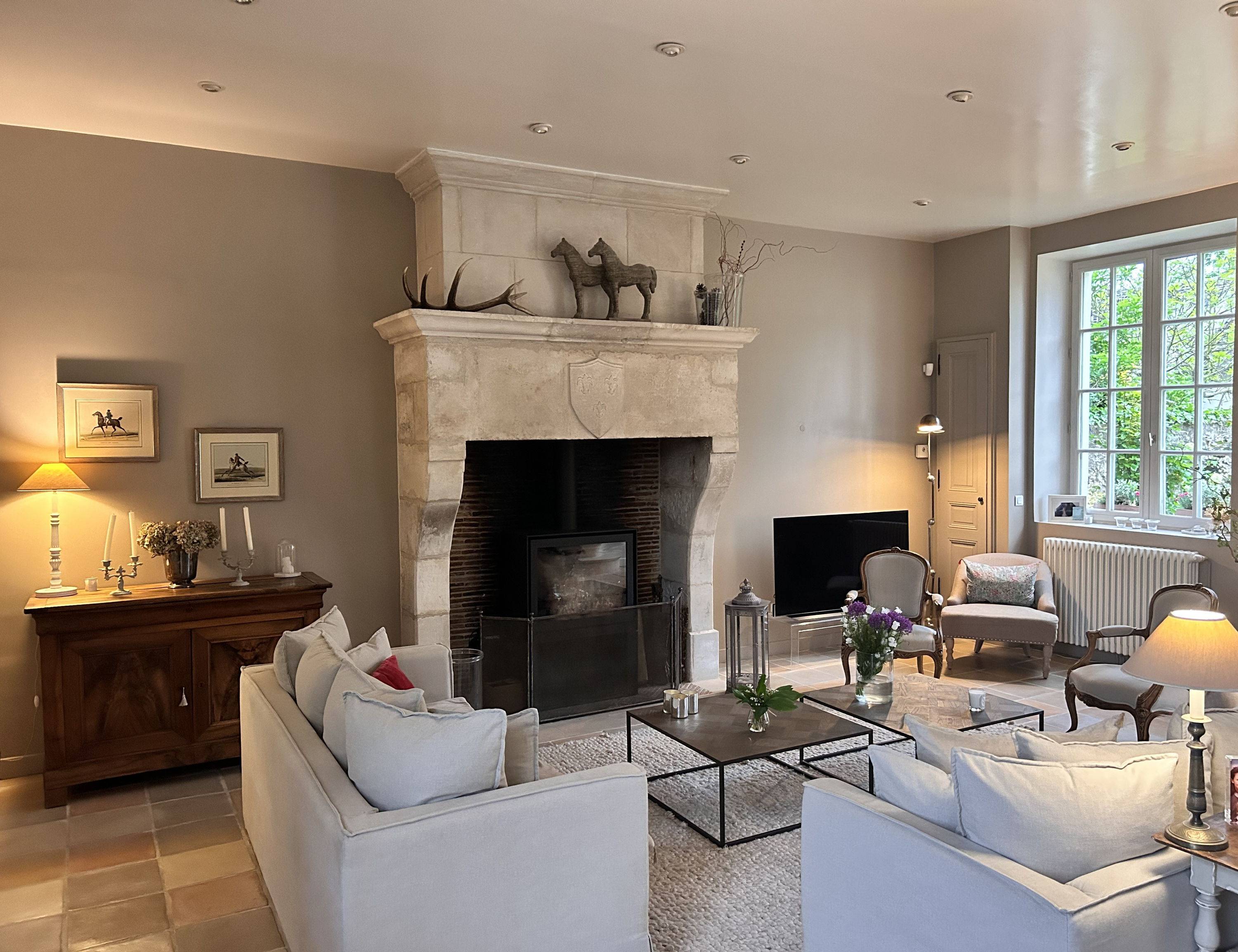 Vends maison en pierre entièrement restaurée - 173m² - Fontaine-Chaalis