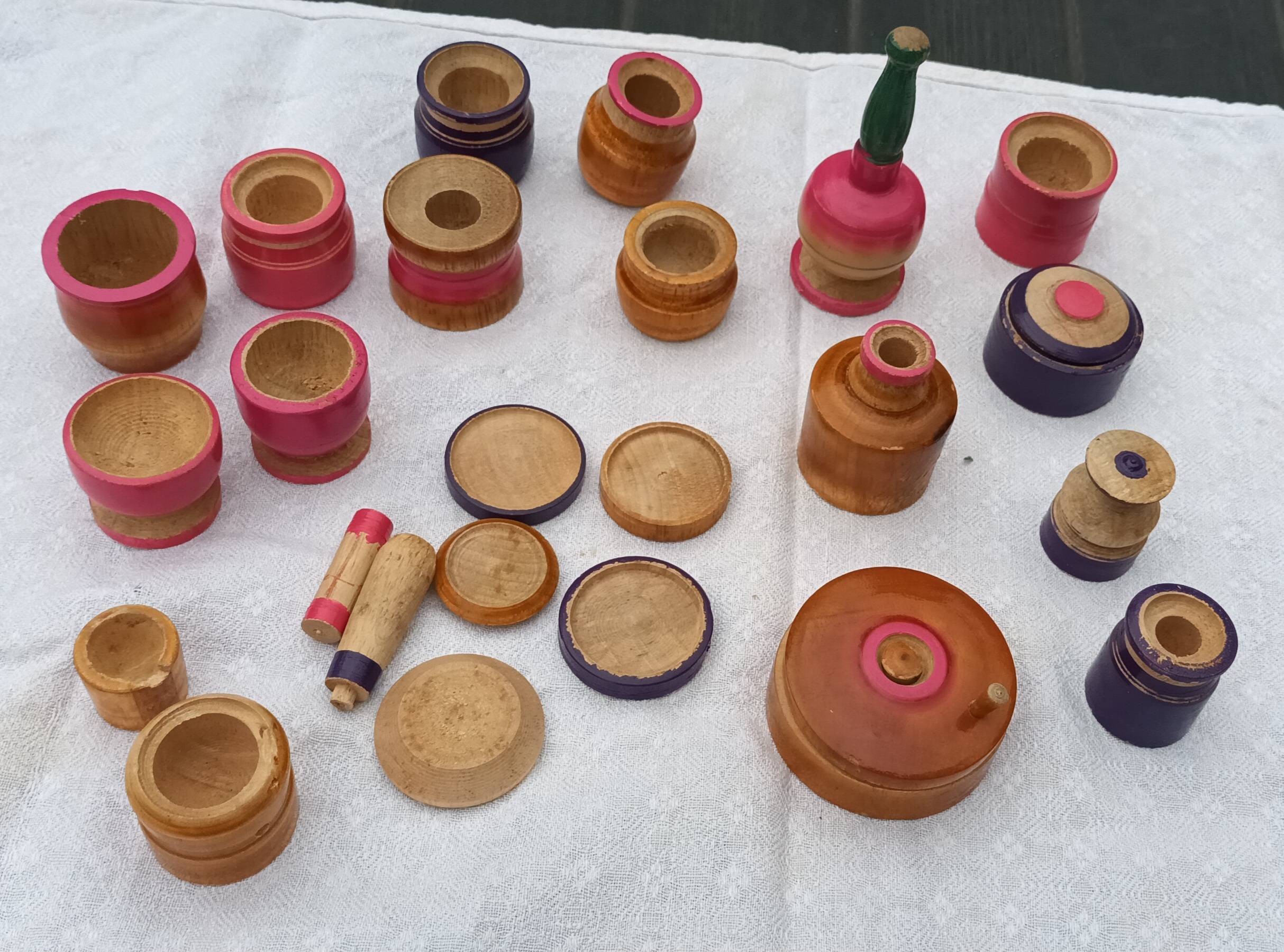 Vends dinette indienne en bois