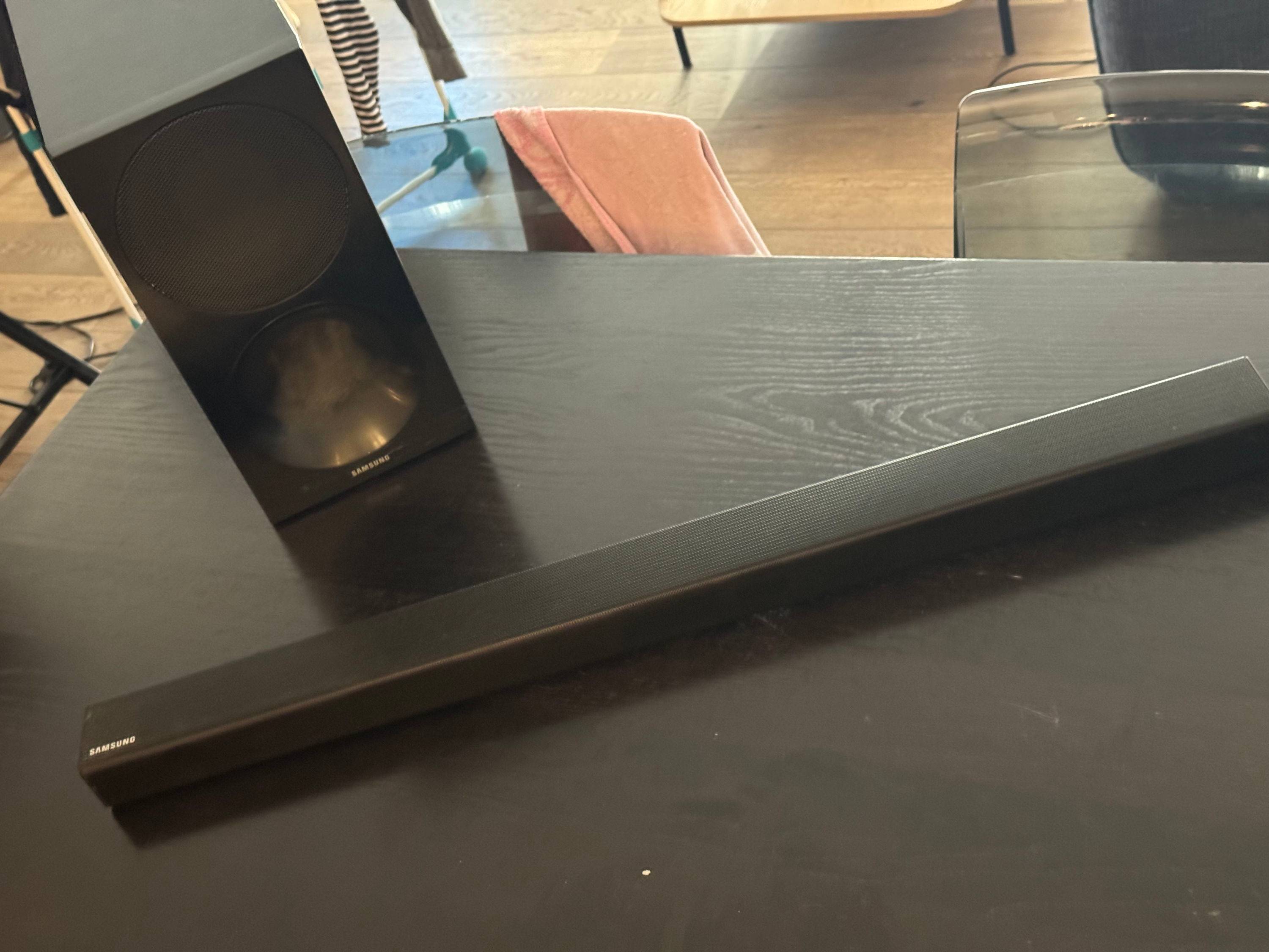 Vends barre de son Samsung HW-M450