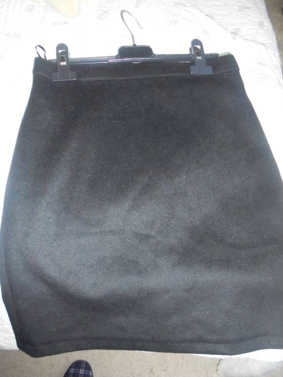 Vends jupe noire neuve Esprit - Taille M