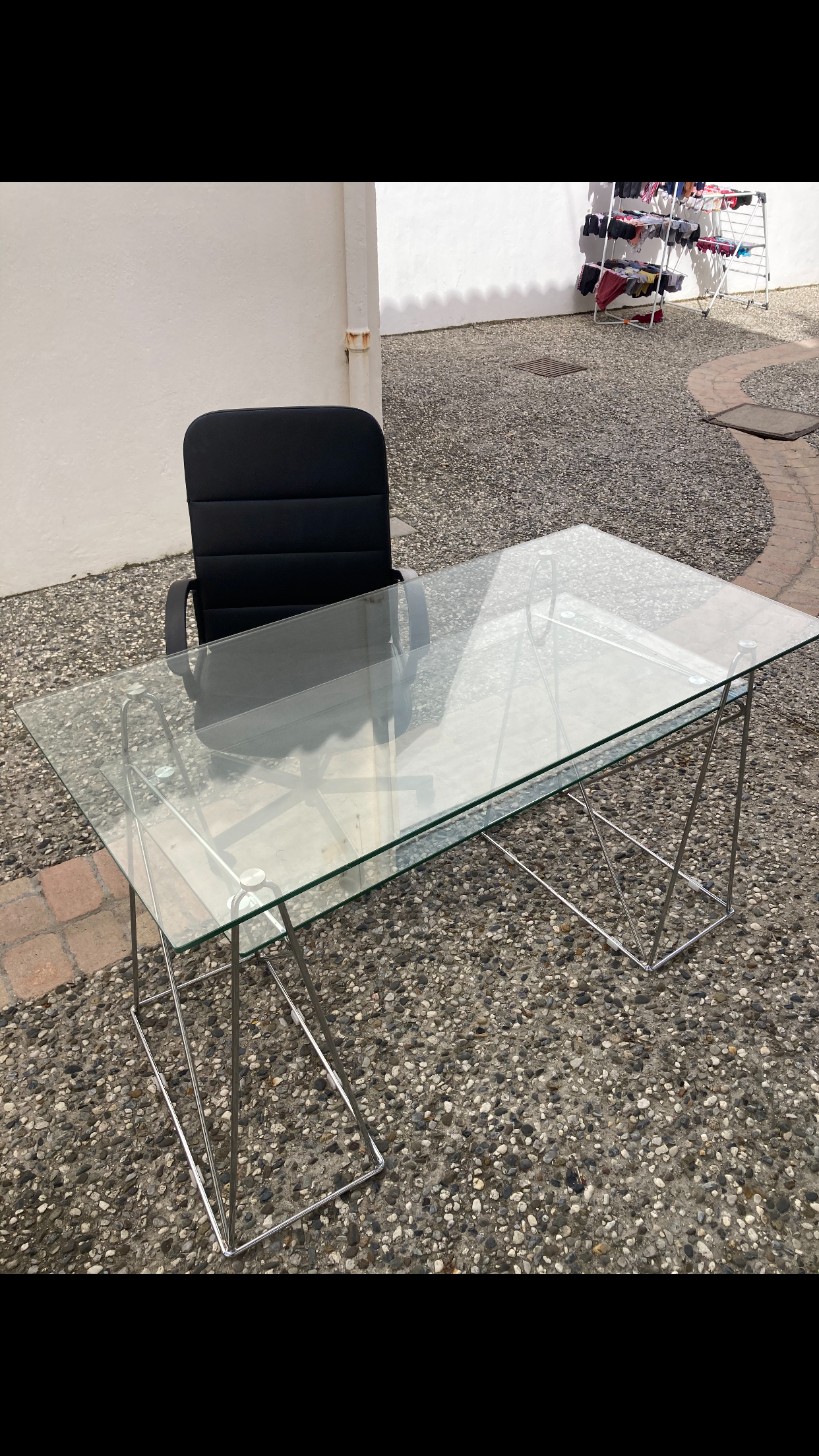 Vends bureau en verre et fauteuil