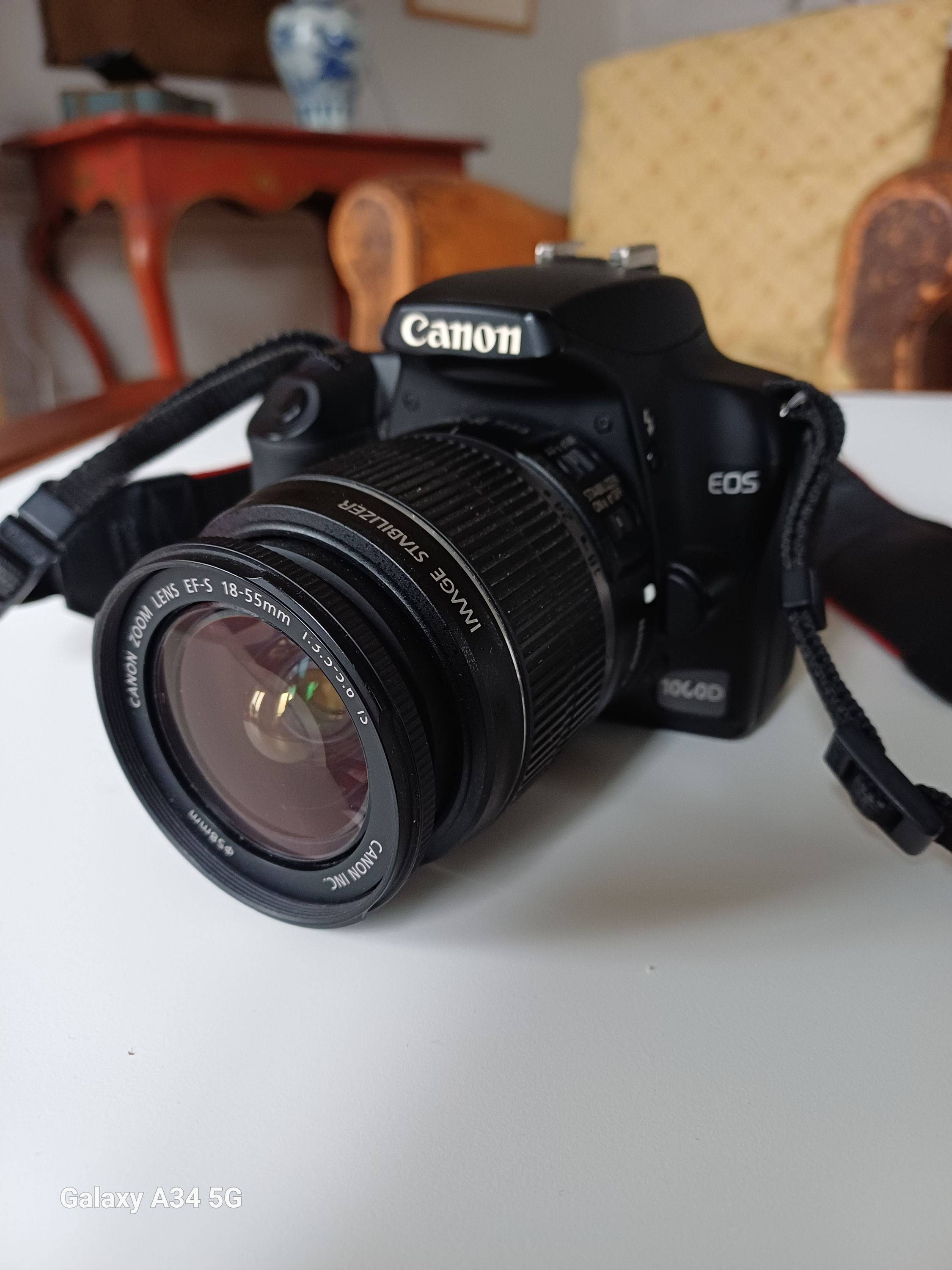 Vends appareil photo Canon EOS 1000D