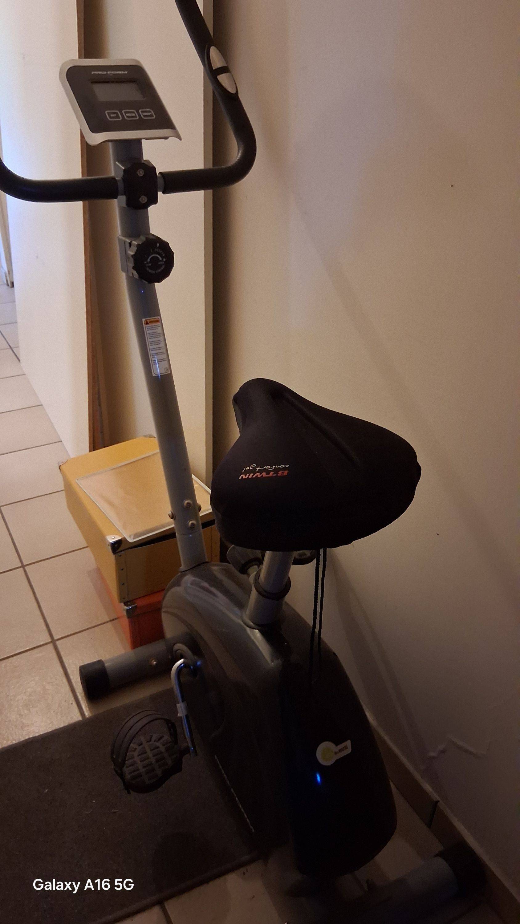 Vends vélo appartement Proform