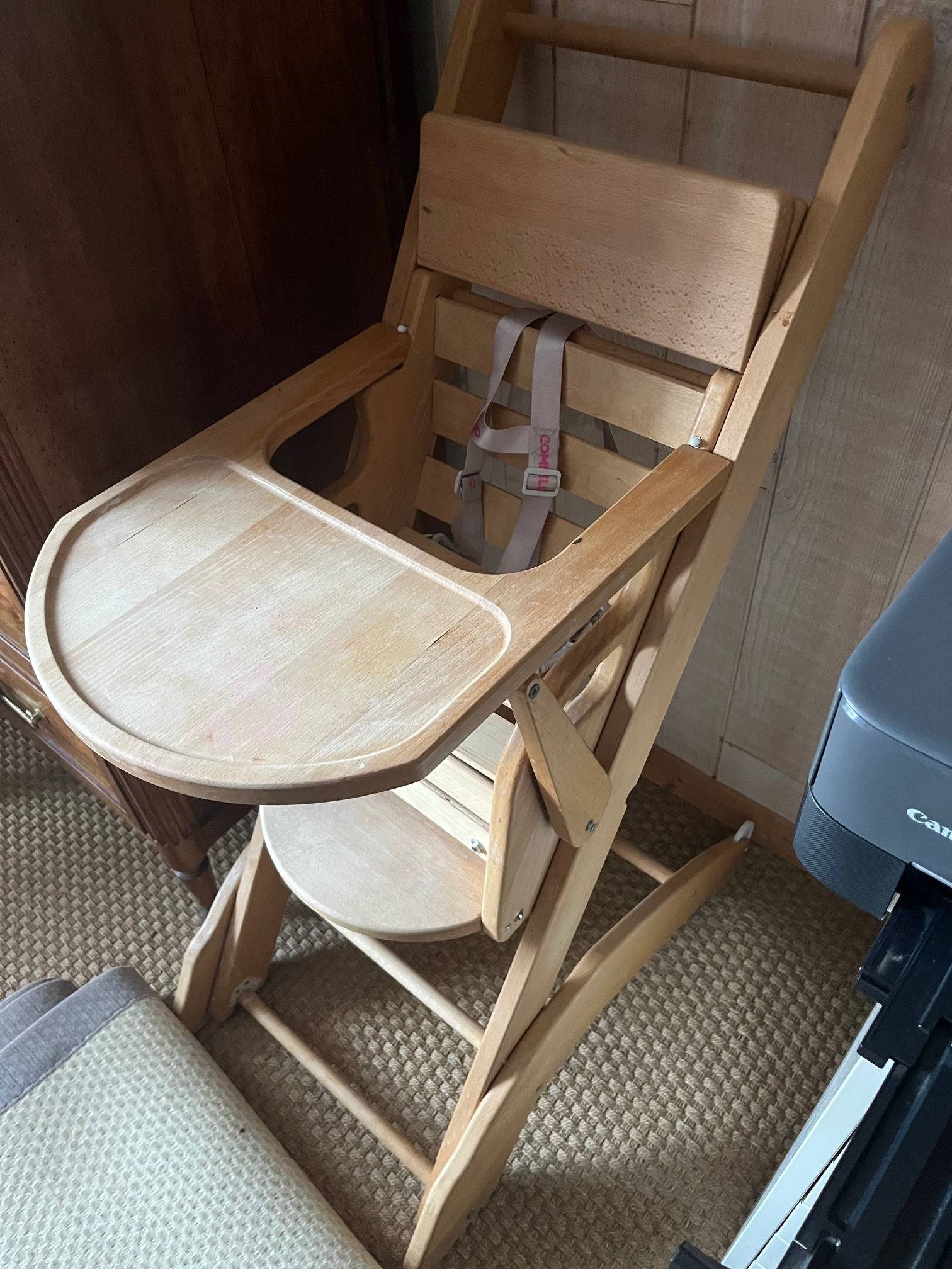 Vends chaise haute bébé