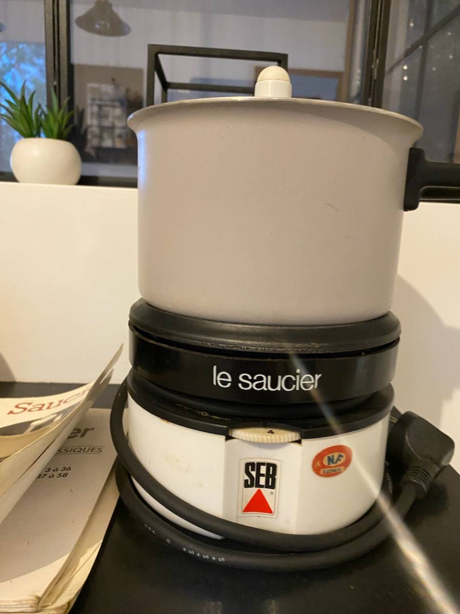 Vends saucier SEB
