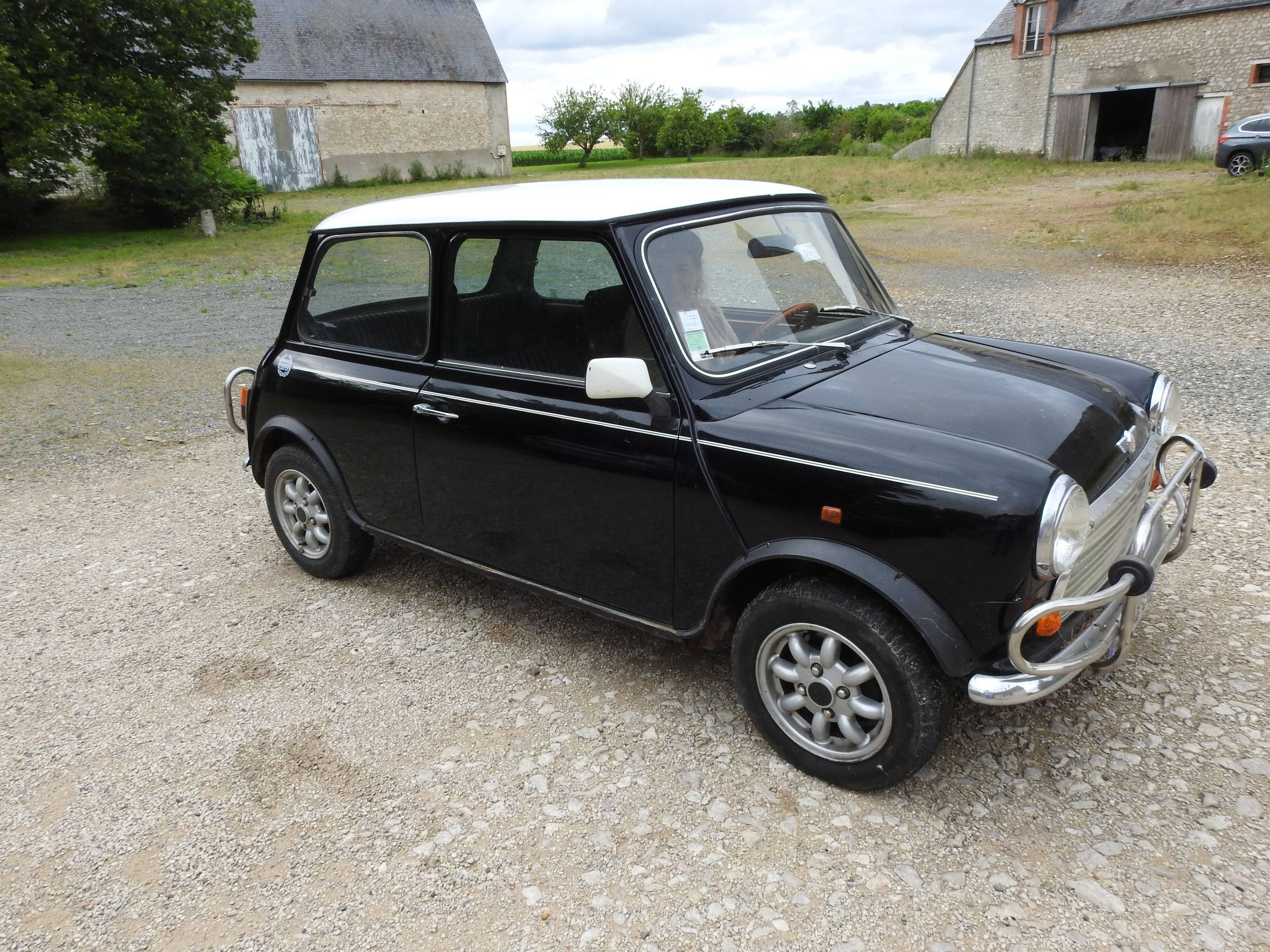 Austin Mini cooper 1300 cm3