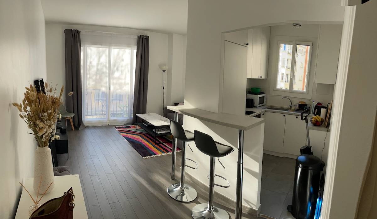 Loue appartement 1chambre - ligne 1 métro Paris